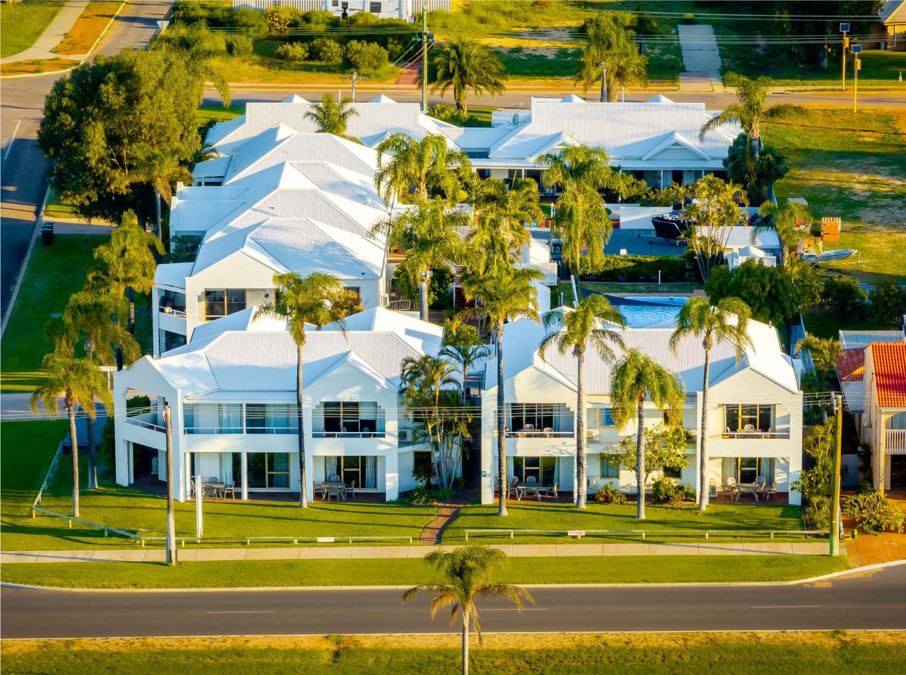 Property building in Kalbarri Murchison View Apartments