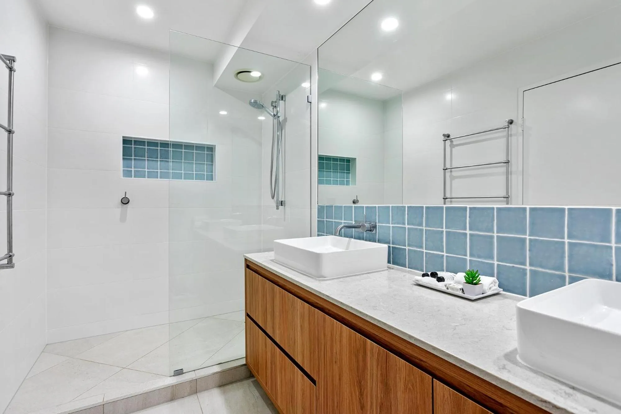 Picture Point Terraces