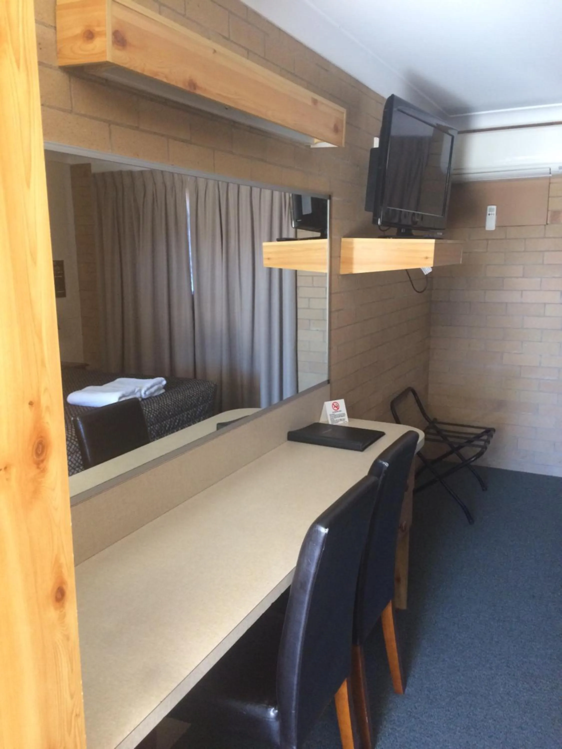 TV and multimedia in Alexander Motor Inn