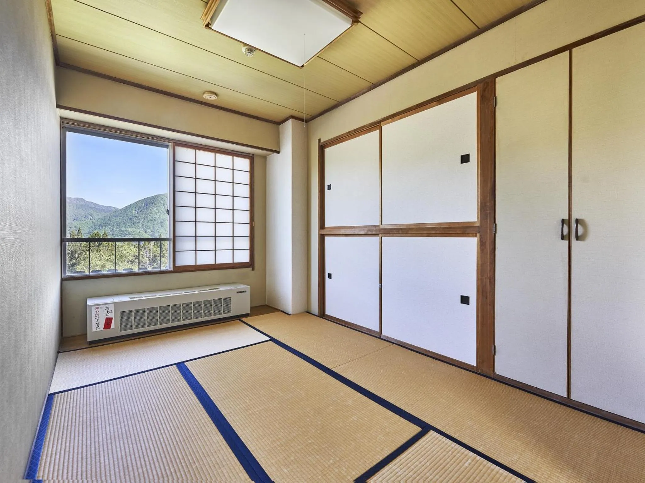 Photo of the whole room in Hakuba Alps Hotel