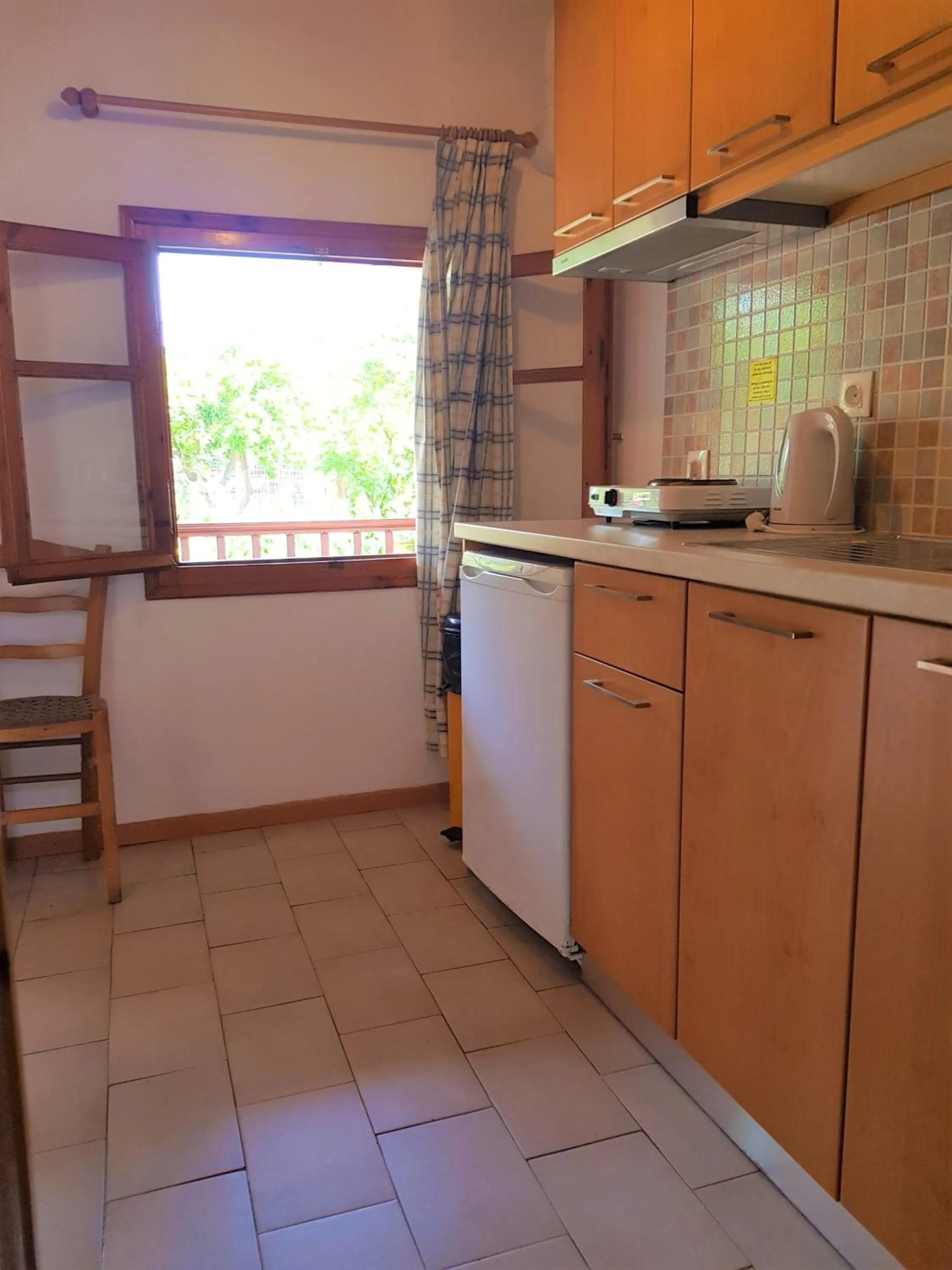 Kitchen or kitchenette in Asimina's House