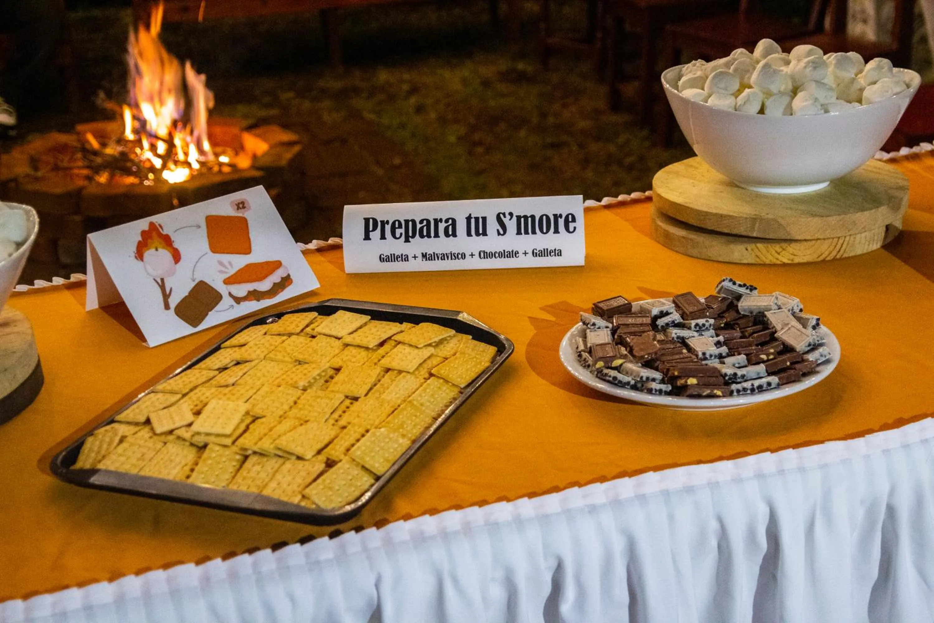 Entertainment in Hotel Huella Lenca