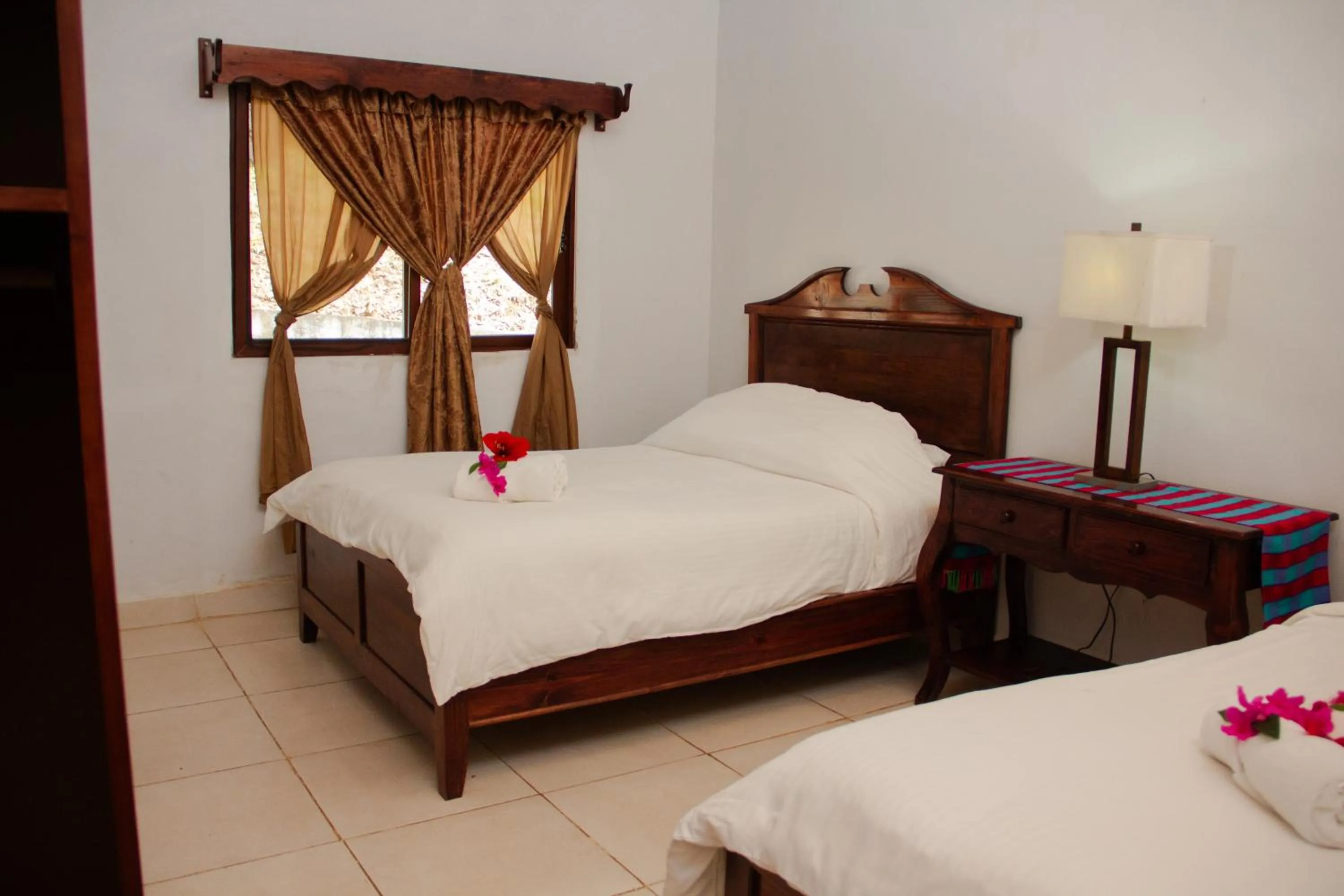 Bedroom, Bed in Hotel Huella Lenca