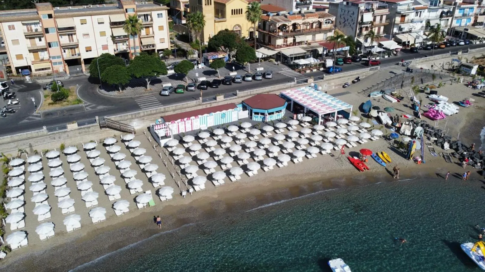 Beach in B&B Marranzano