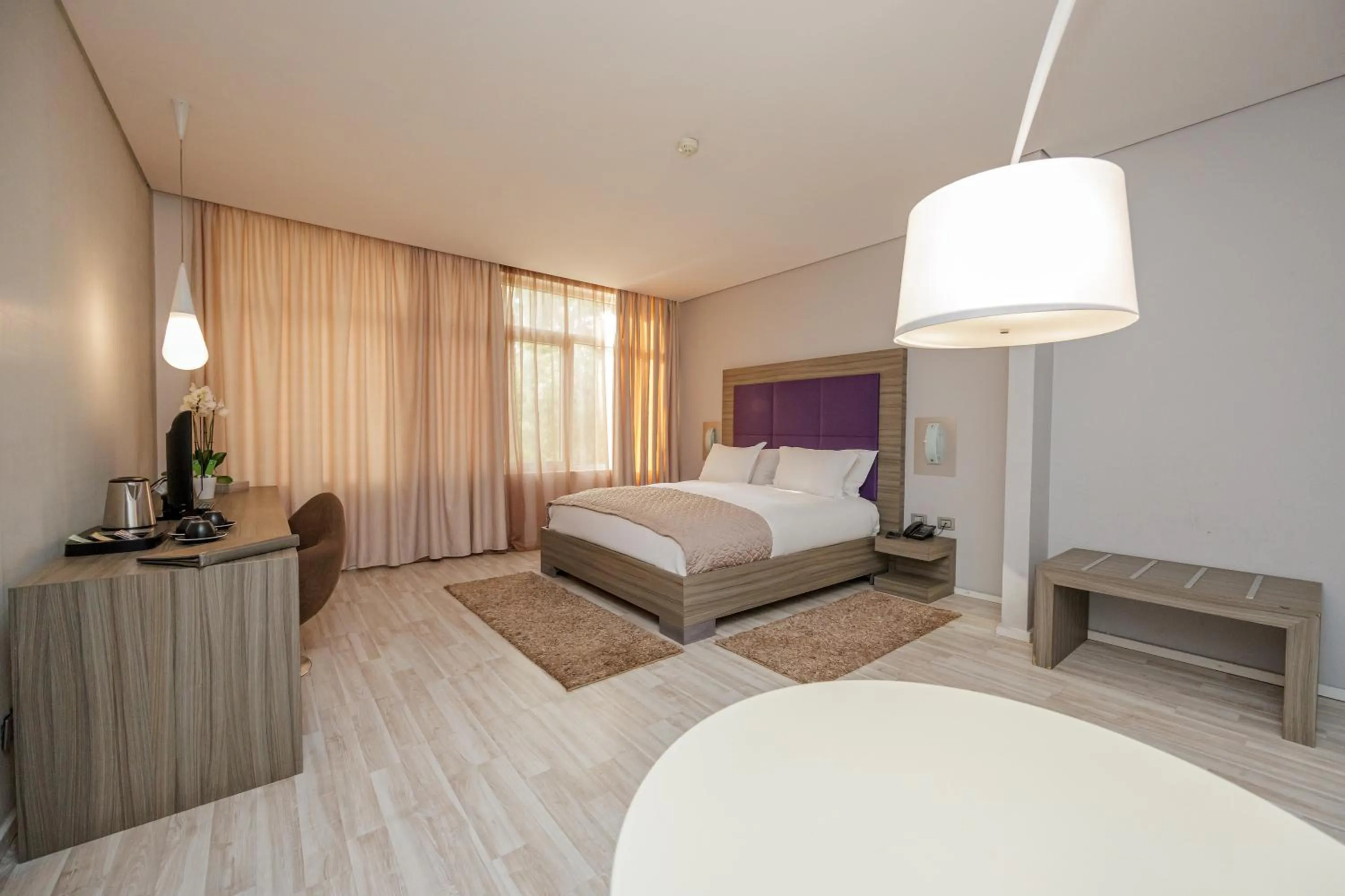 Bed in Sky Hotel Tirana