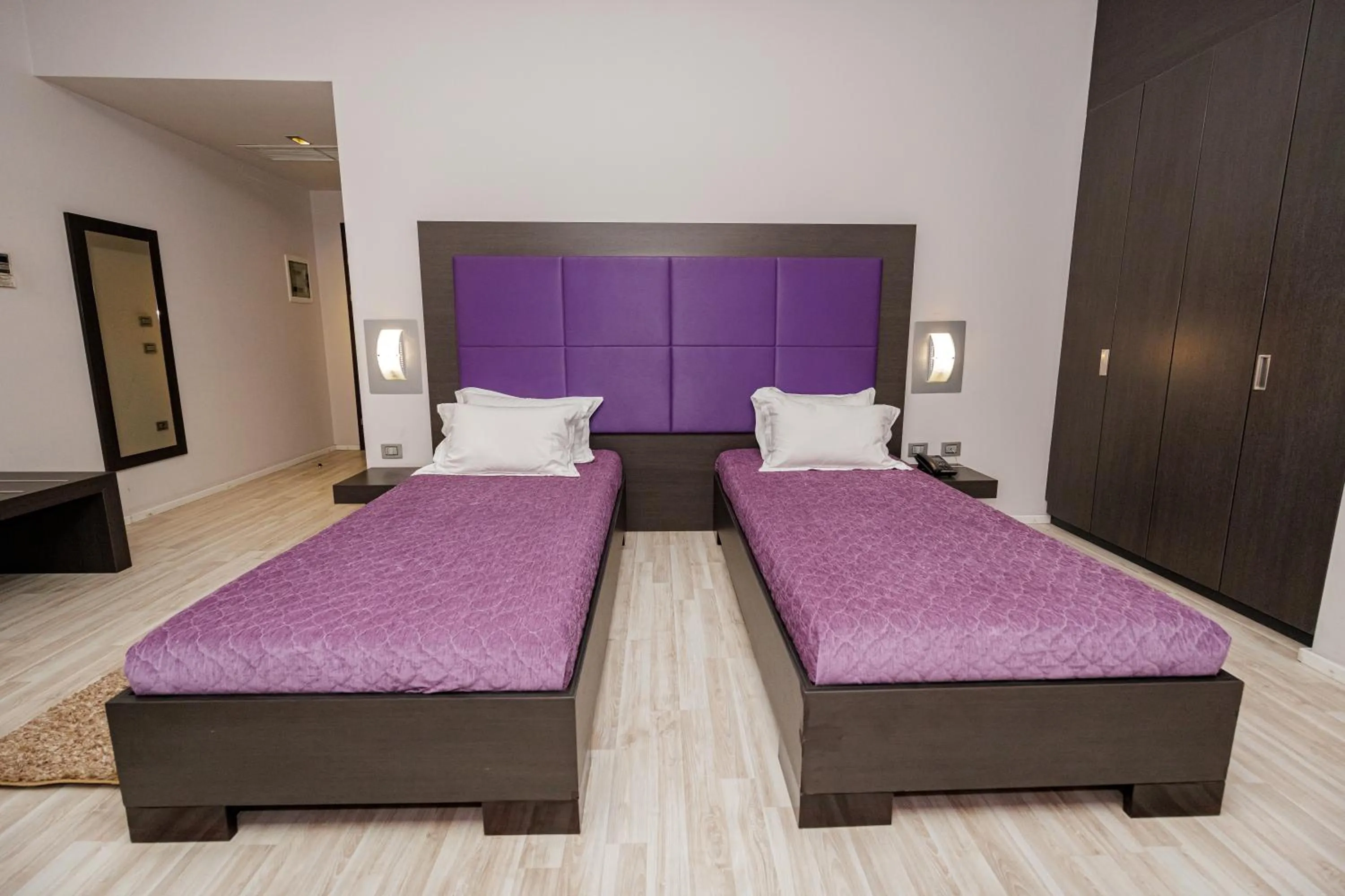 Bed in Sky Hotel Tirana