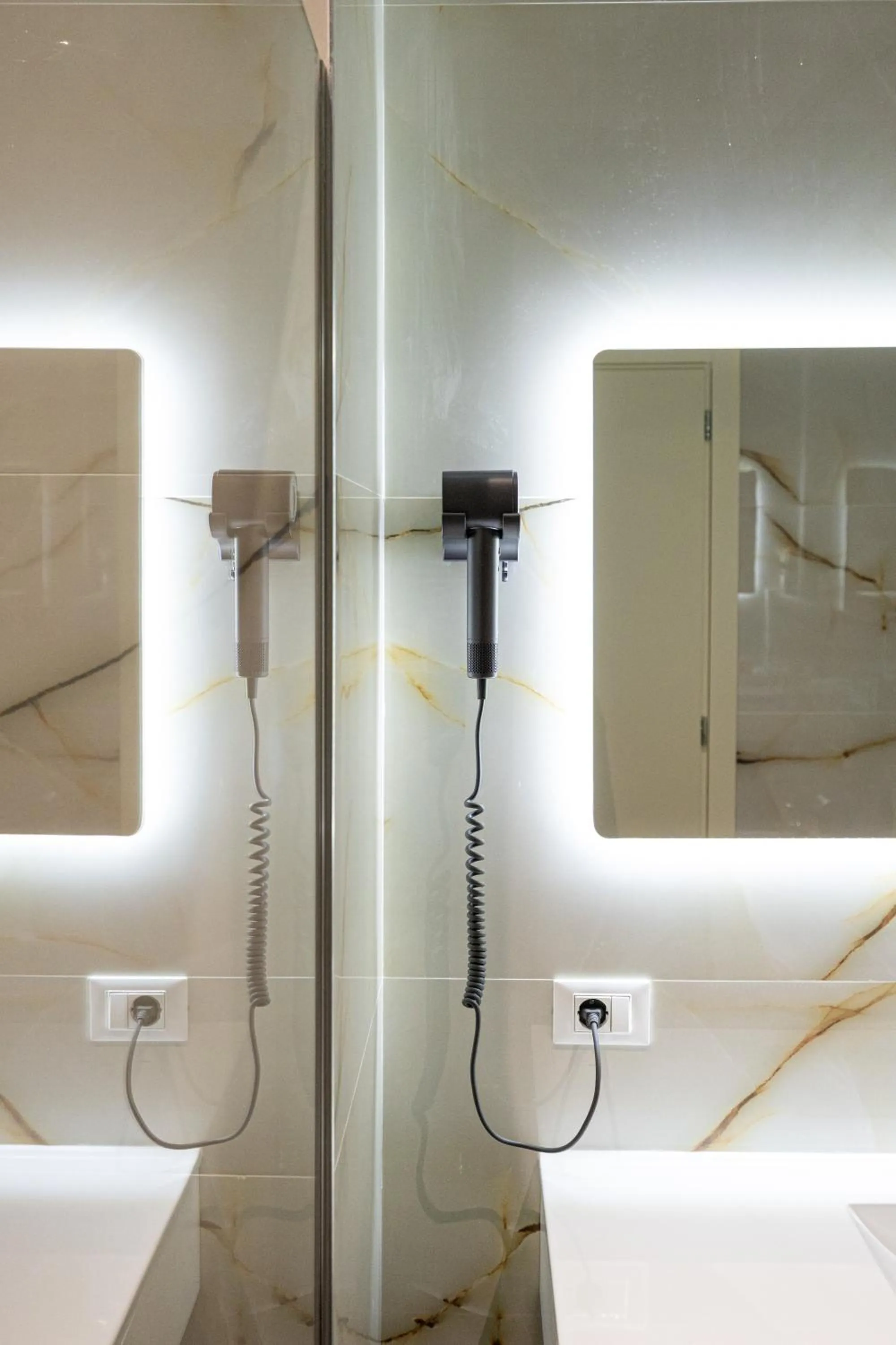 Shower in Sky Hotel Tirana