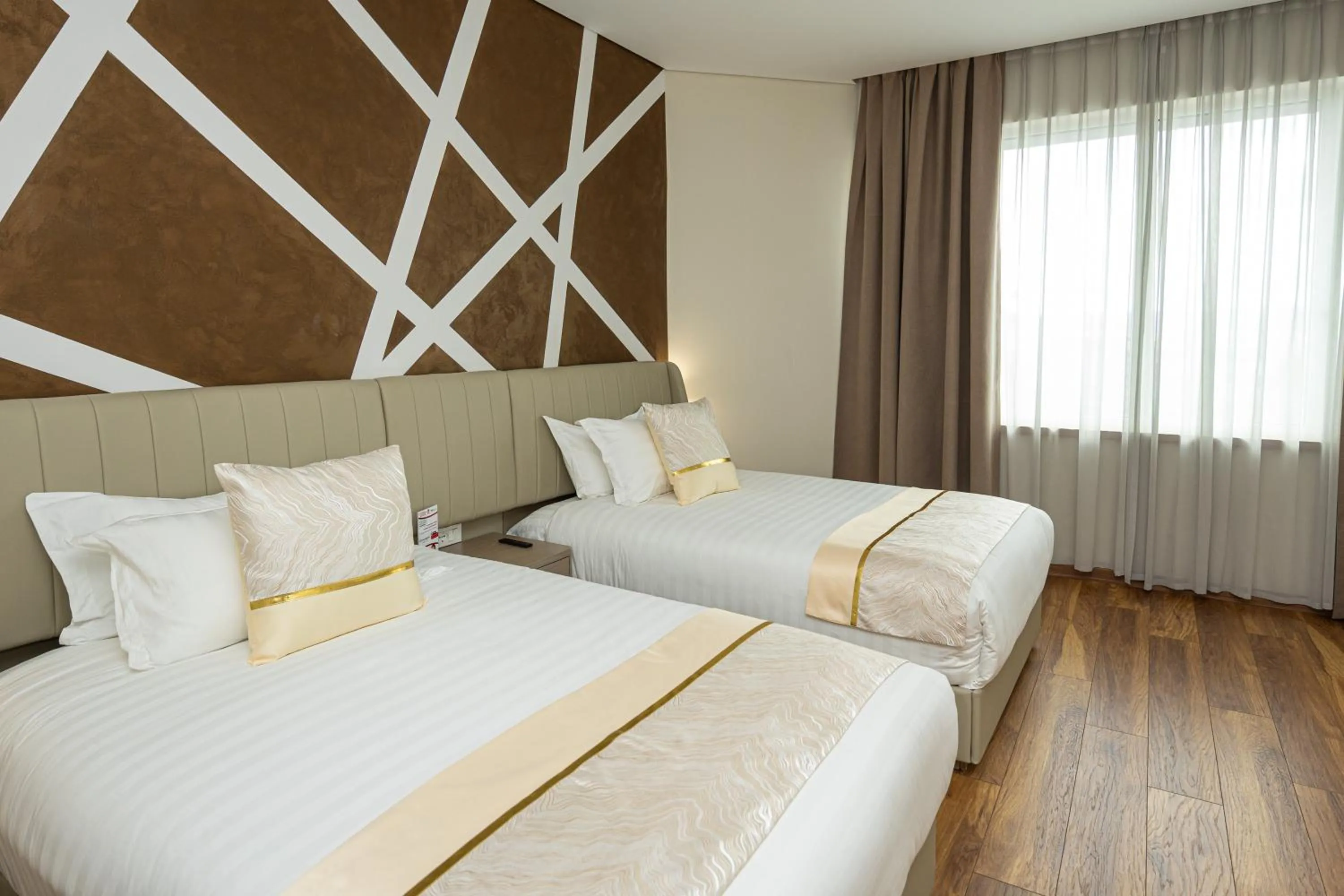 Bed in Sky Hotel Tirana