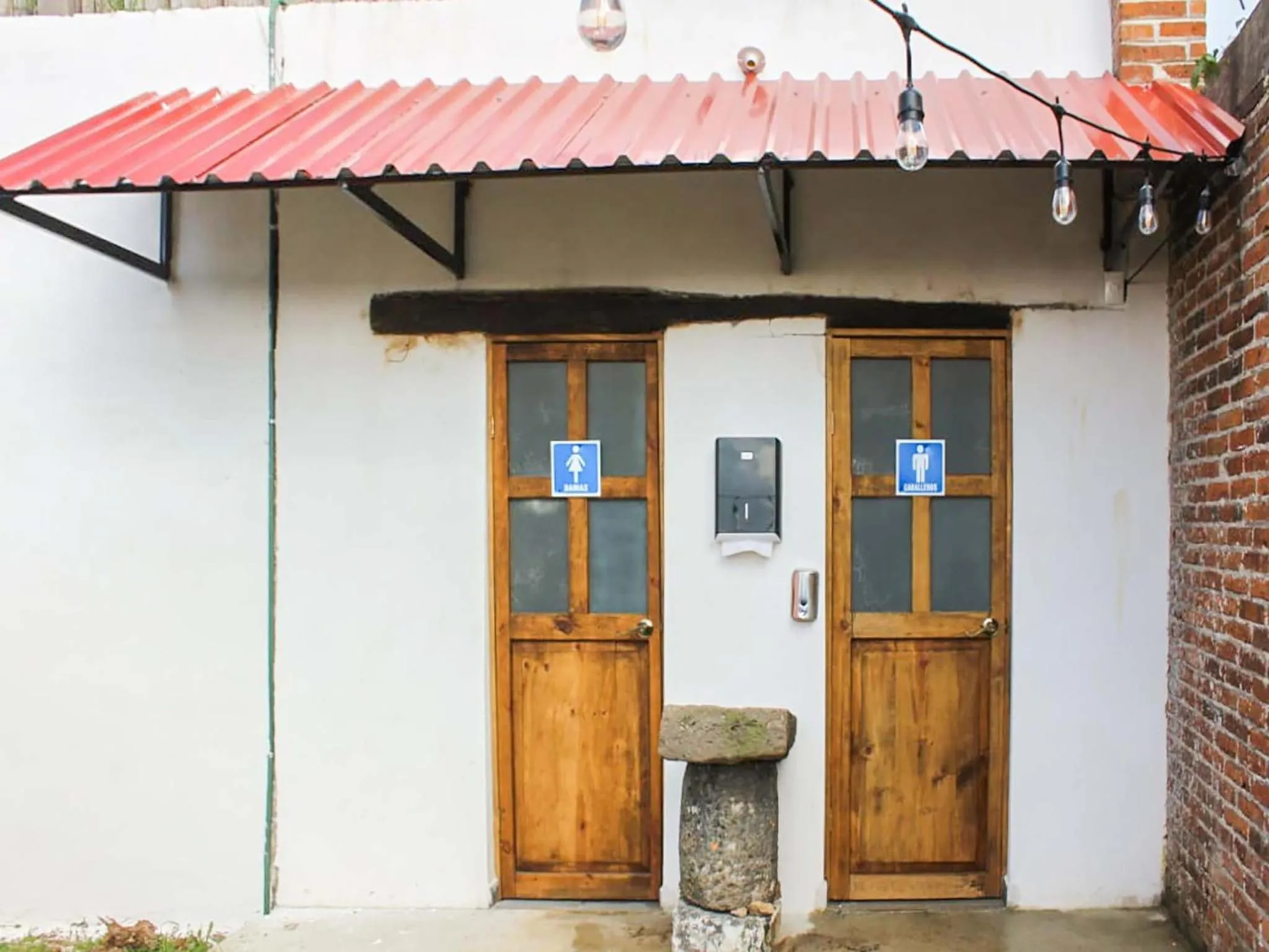 Public Bath in Cabañas Del Valle