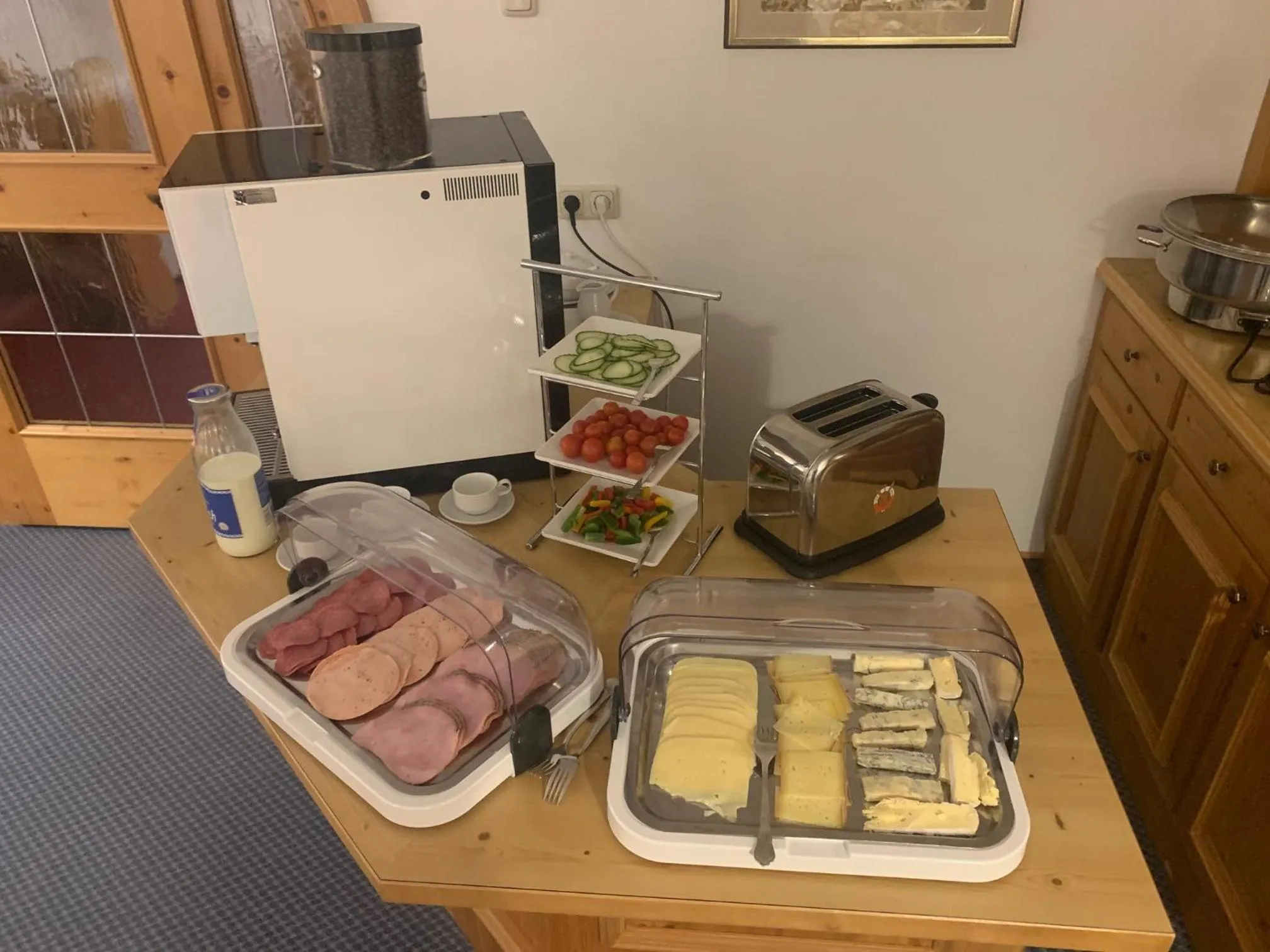 Breakfast in Aparthotel Alpin Life