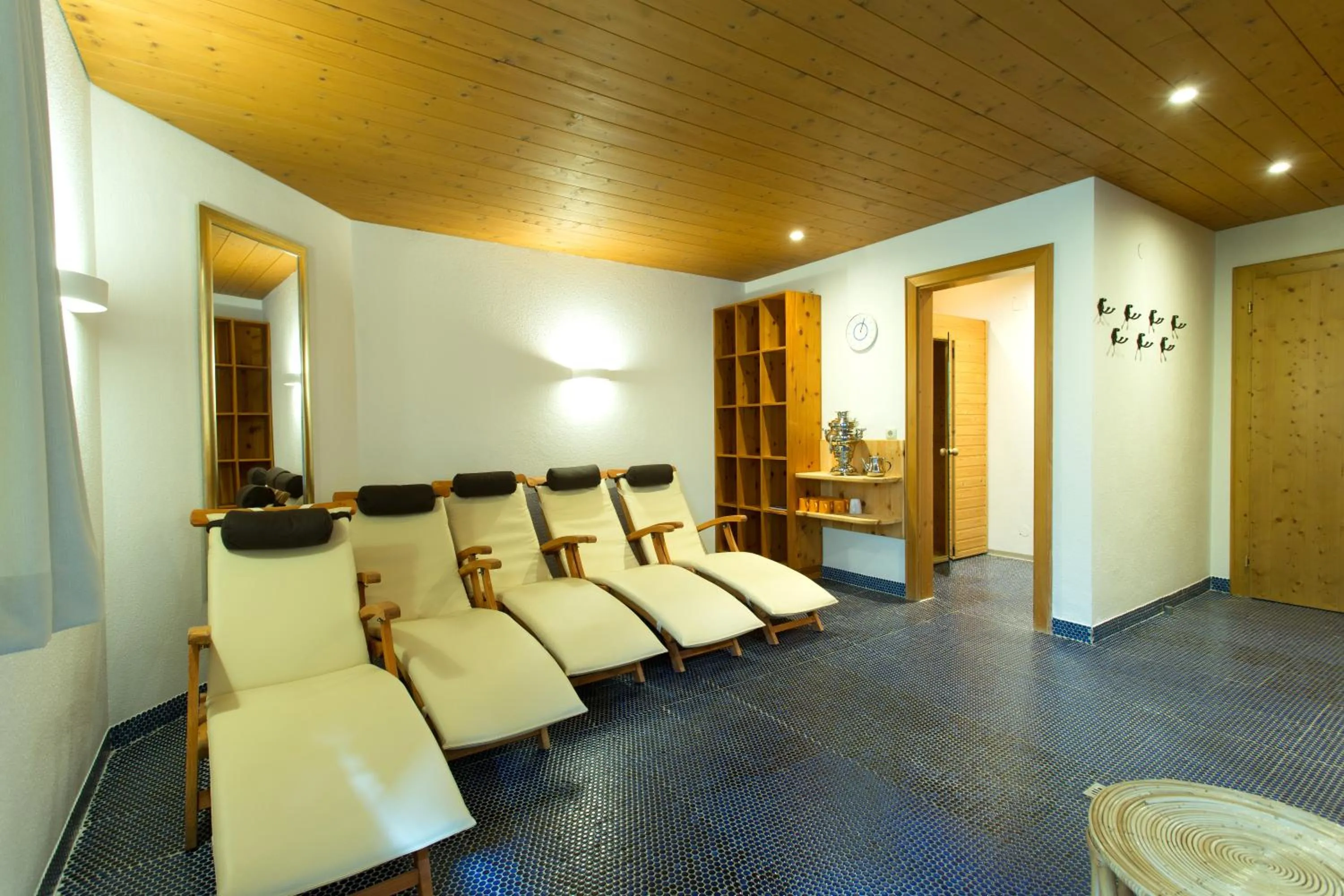 Spa and wellness centre/facilities in Aparthotel Alpin Life