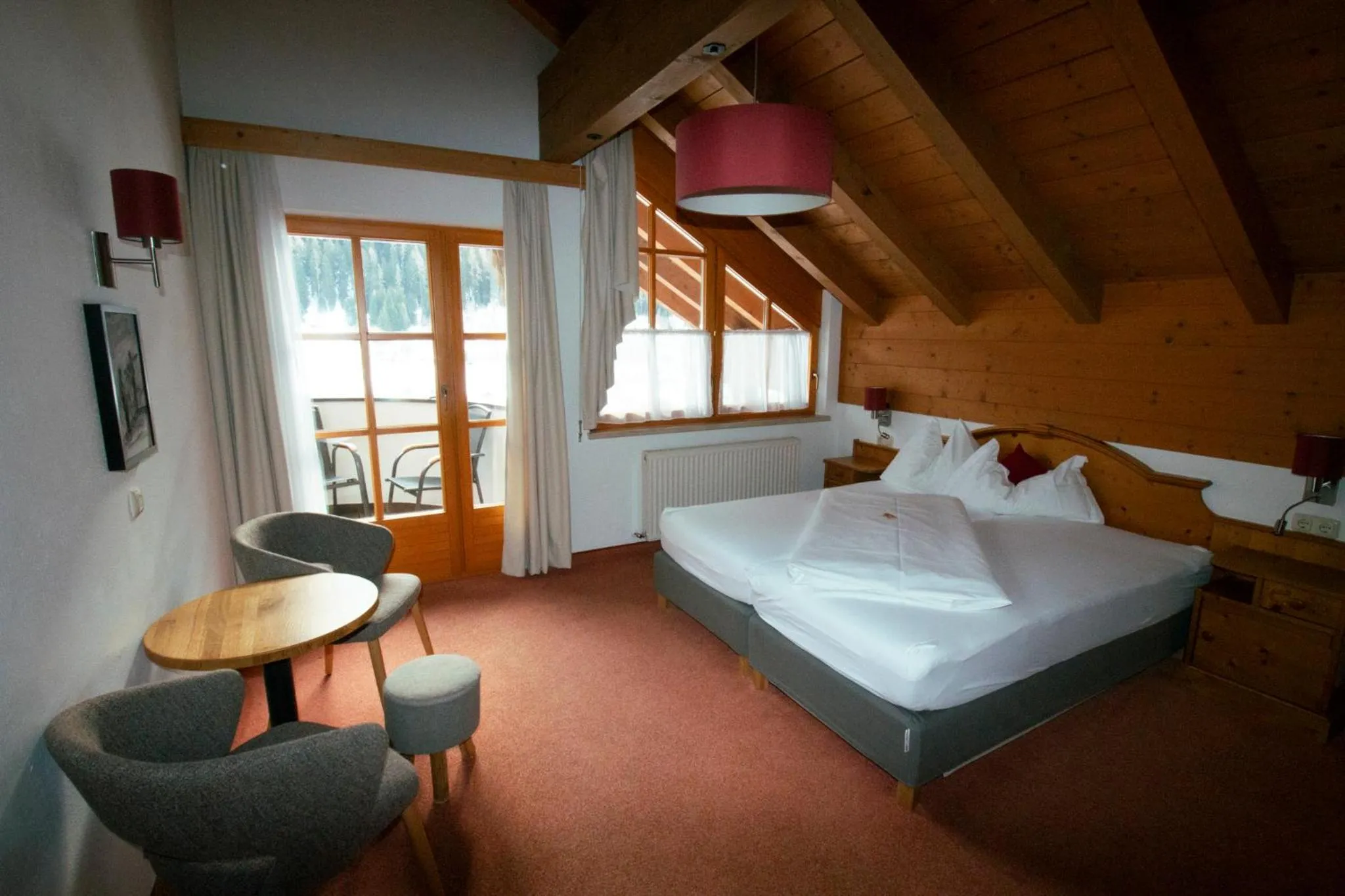 Bed in Aparthotel Alpin Life