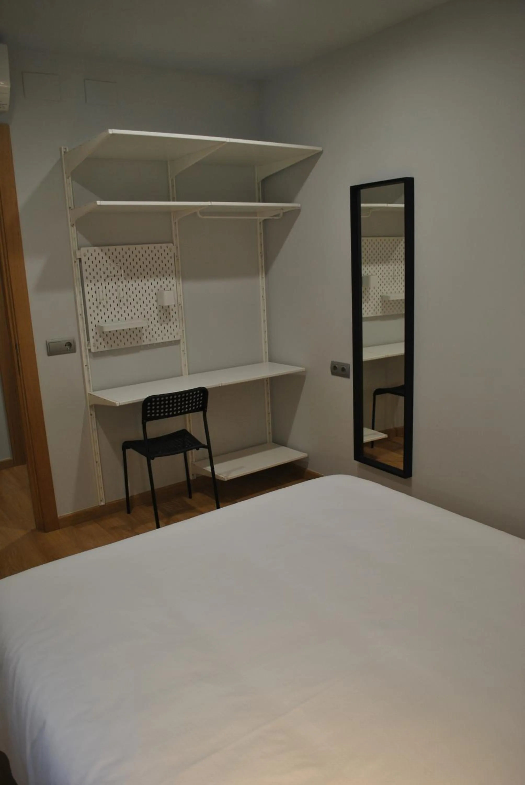 Bed in Hostal Universitat