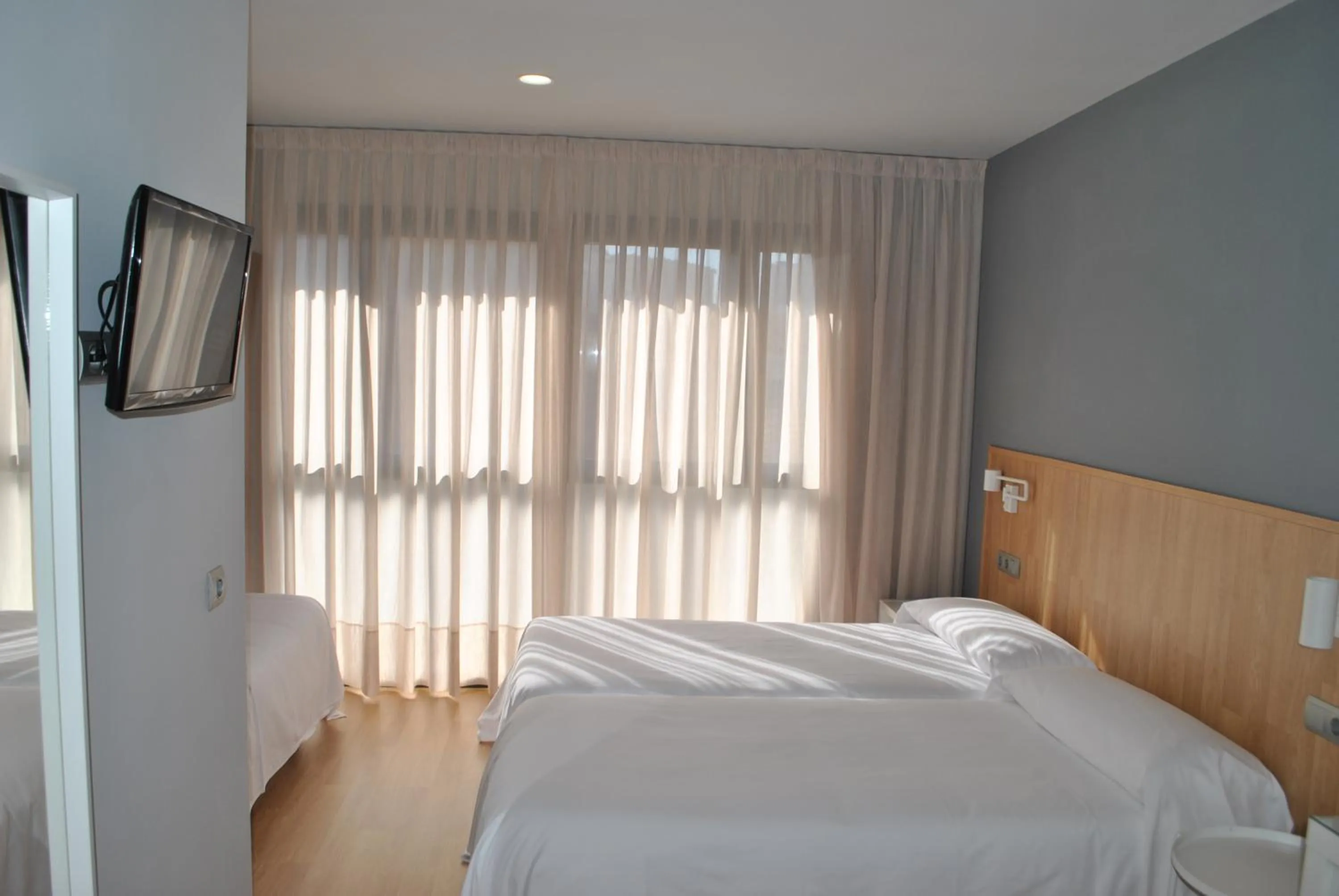 Bed in Hostal Universitat