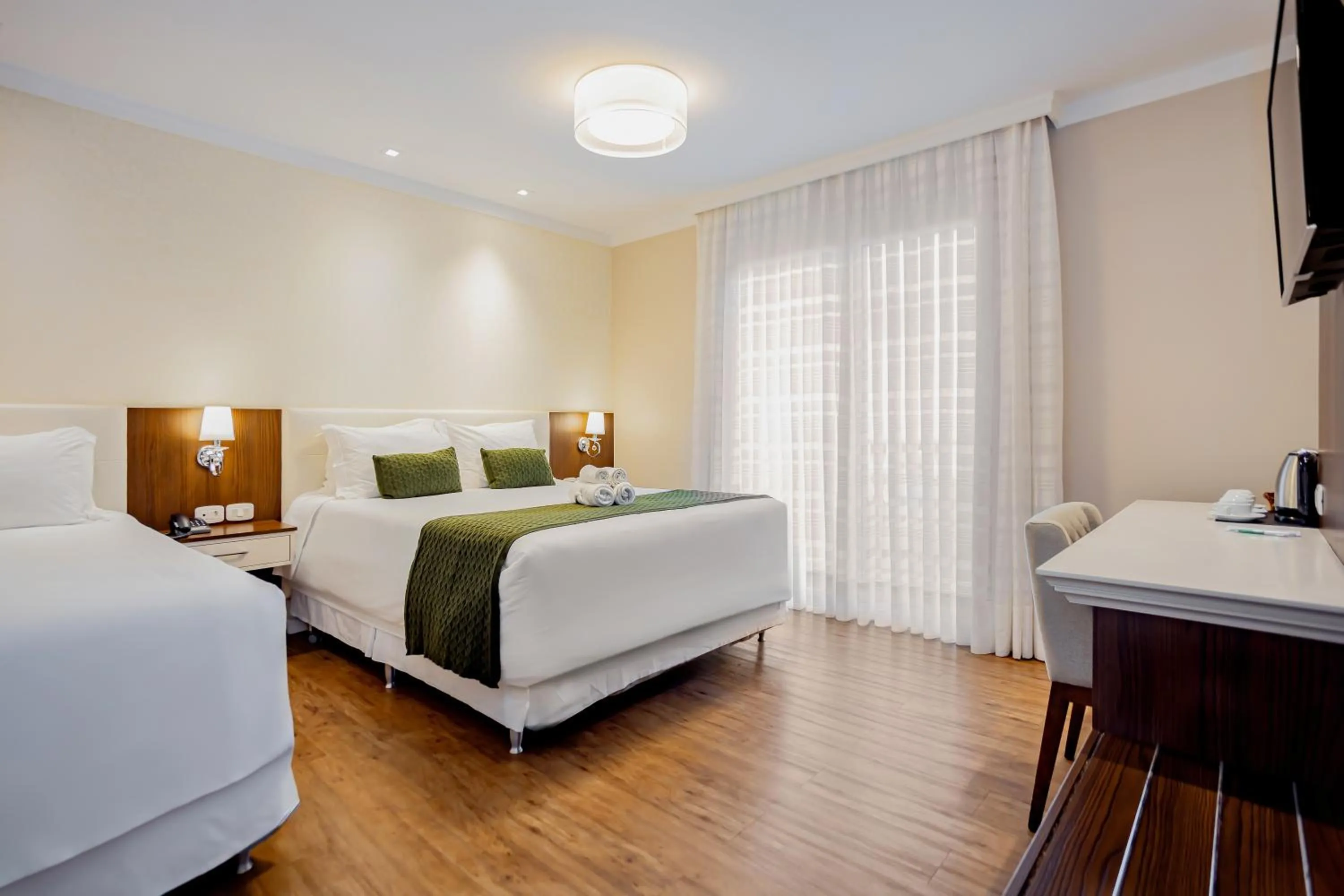 Bed in Hotel Jardins da Colina