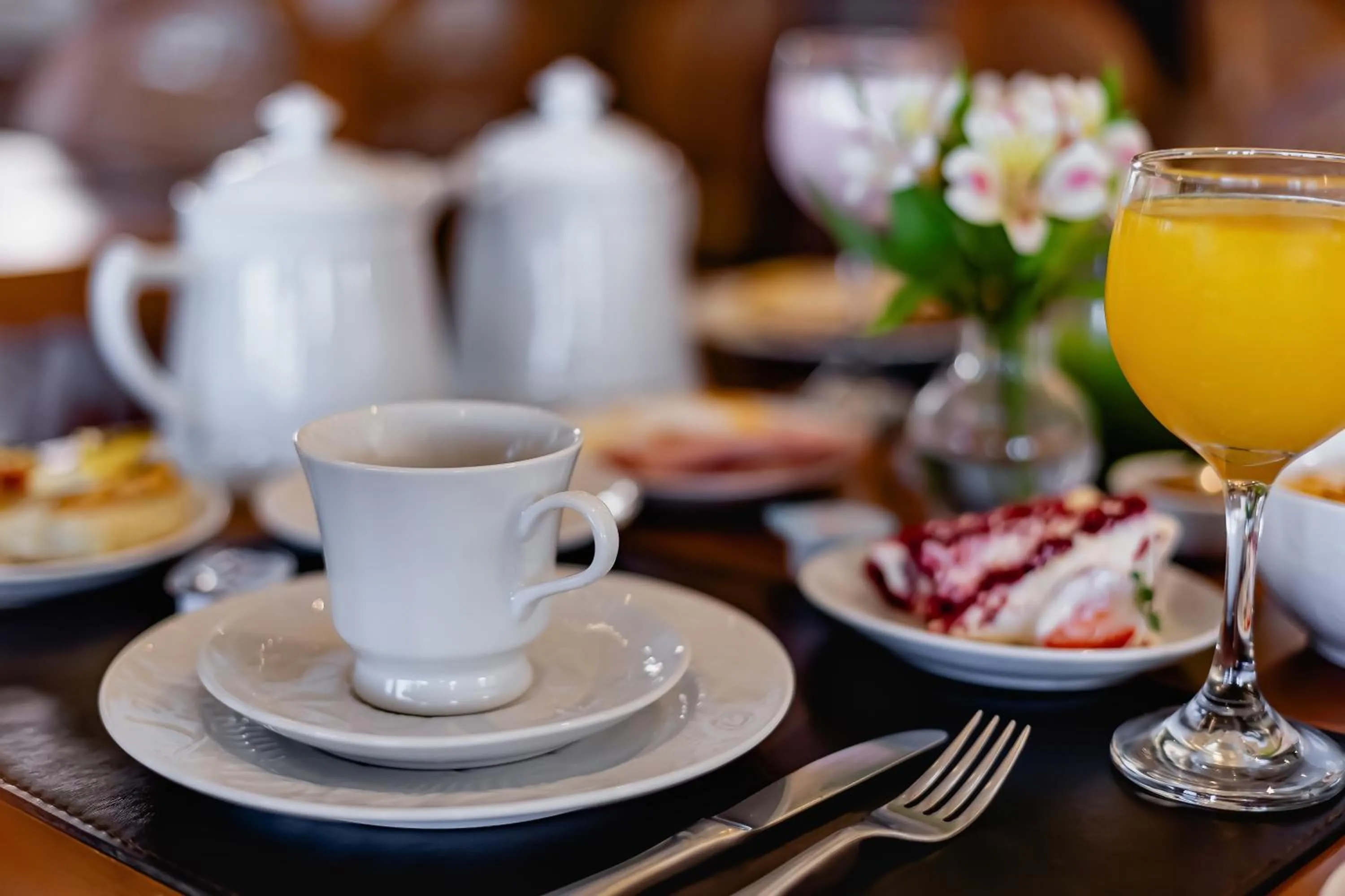 Breakfast in Hotel Jardins da Colina
