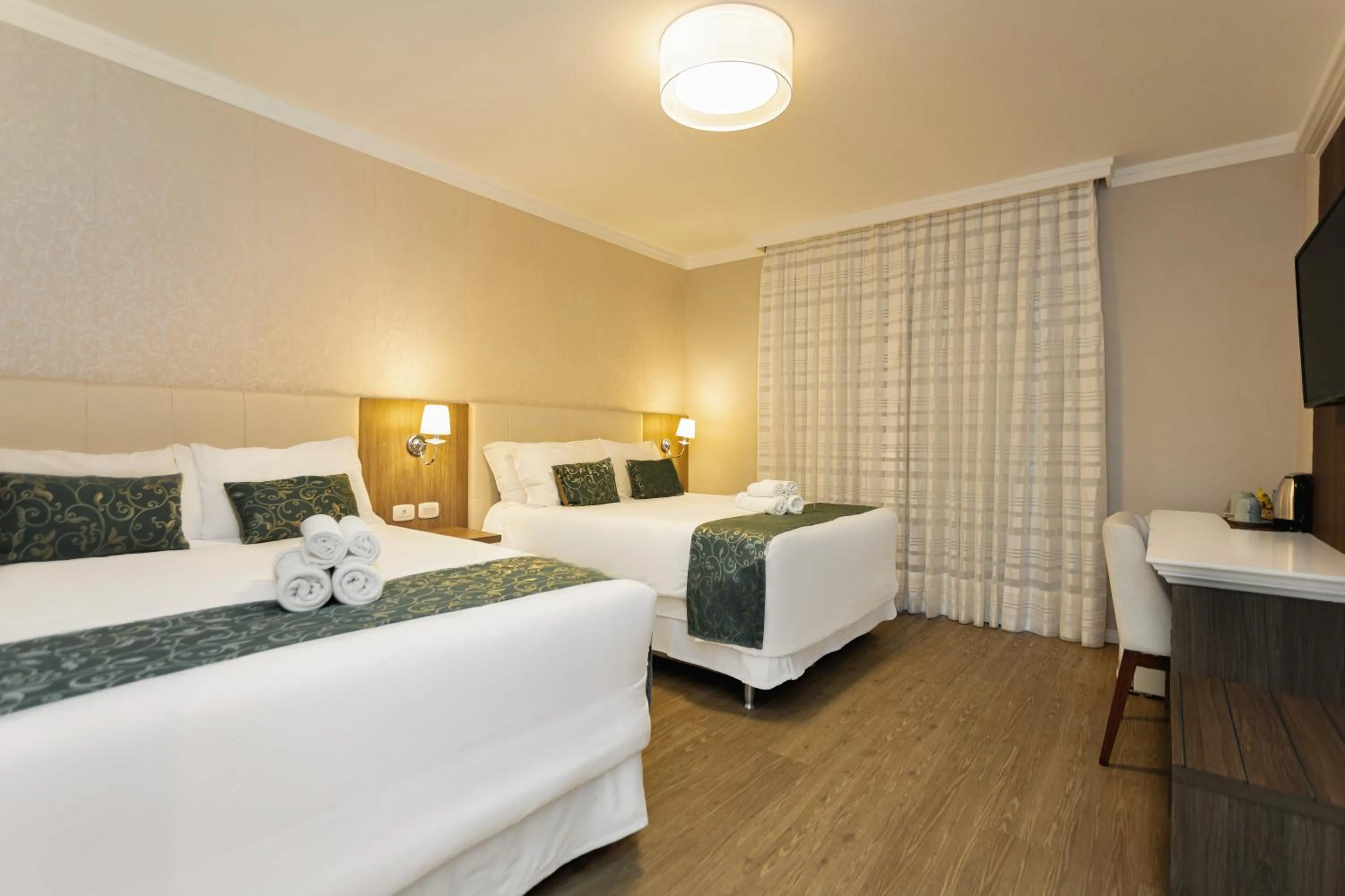 Bed in Hotel Jardins da Colina