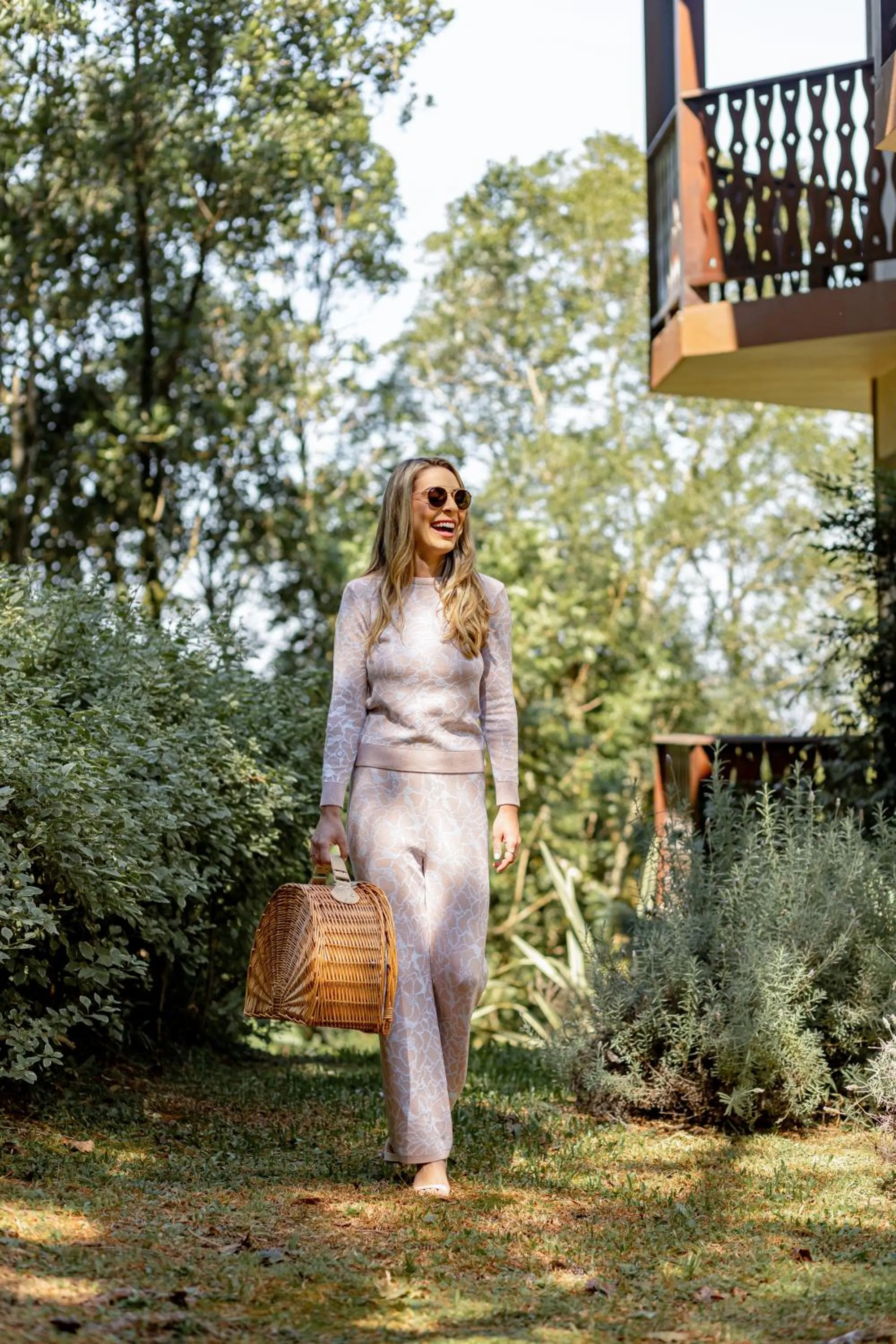 People in Hotel Jardins da Colina