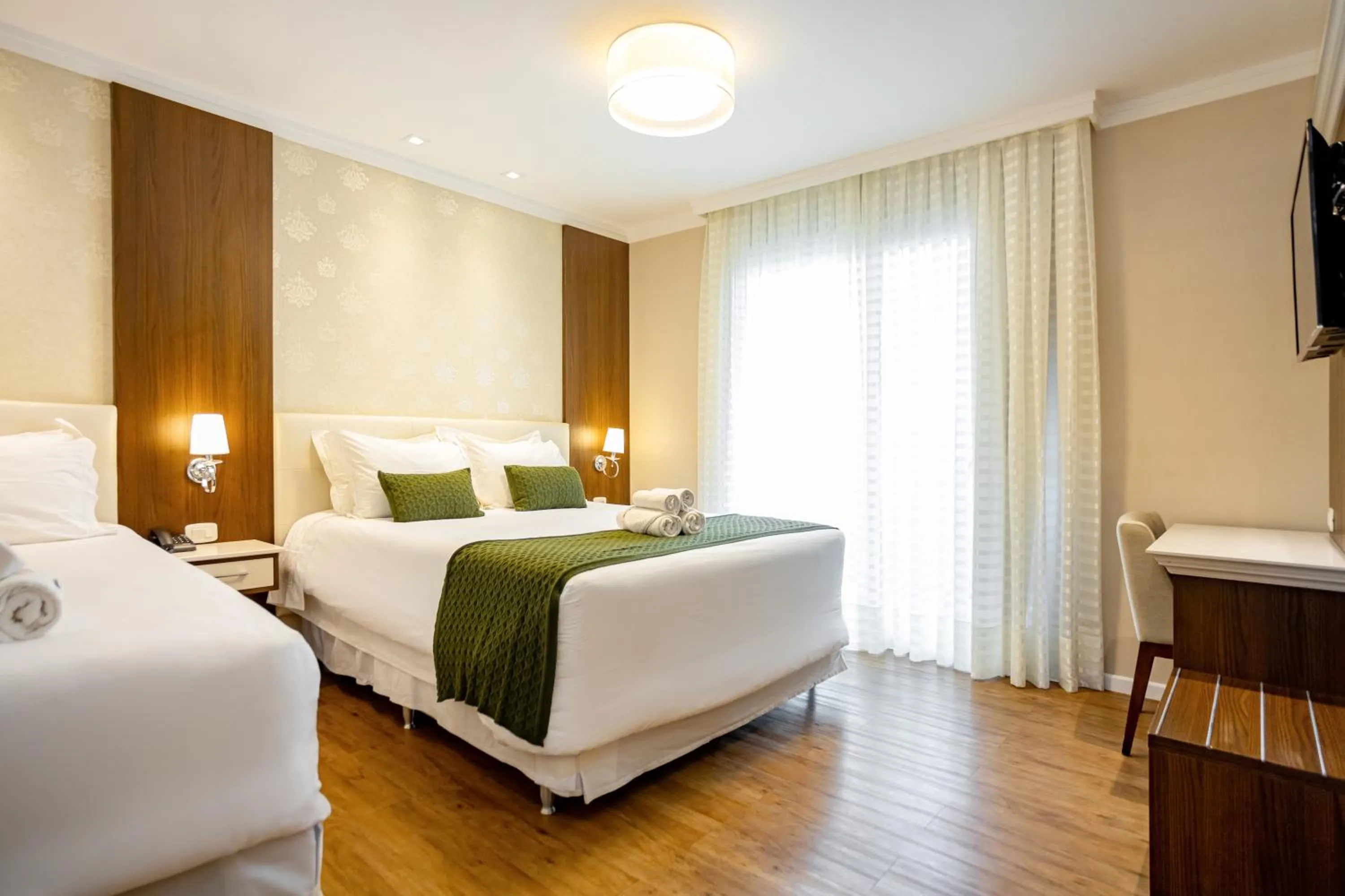 Bed in Hotel Jardins da Colina