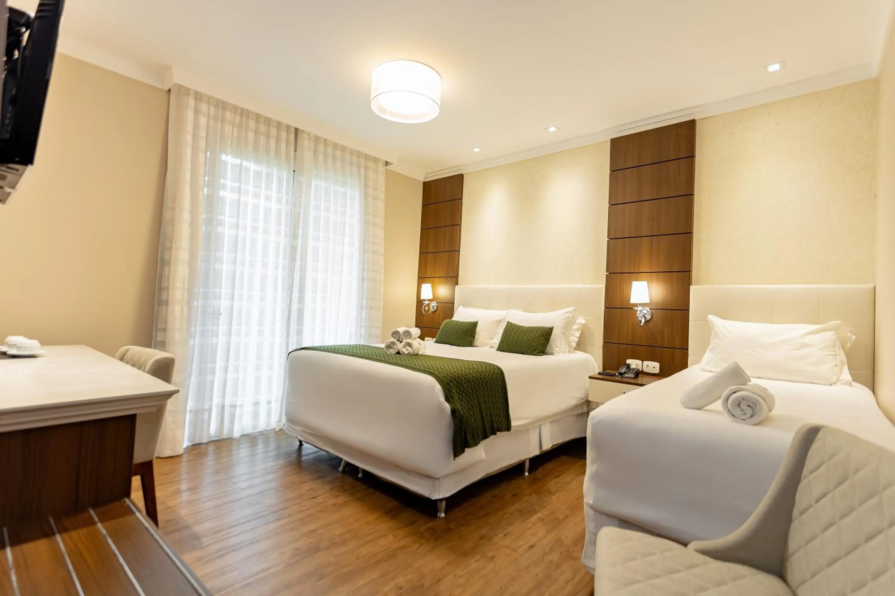 Bed in Hotel Jardins da Colina