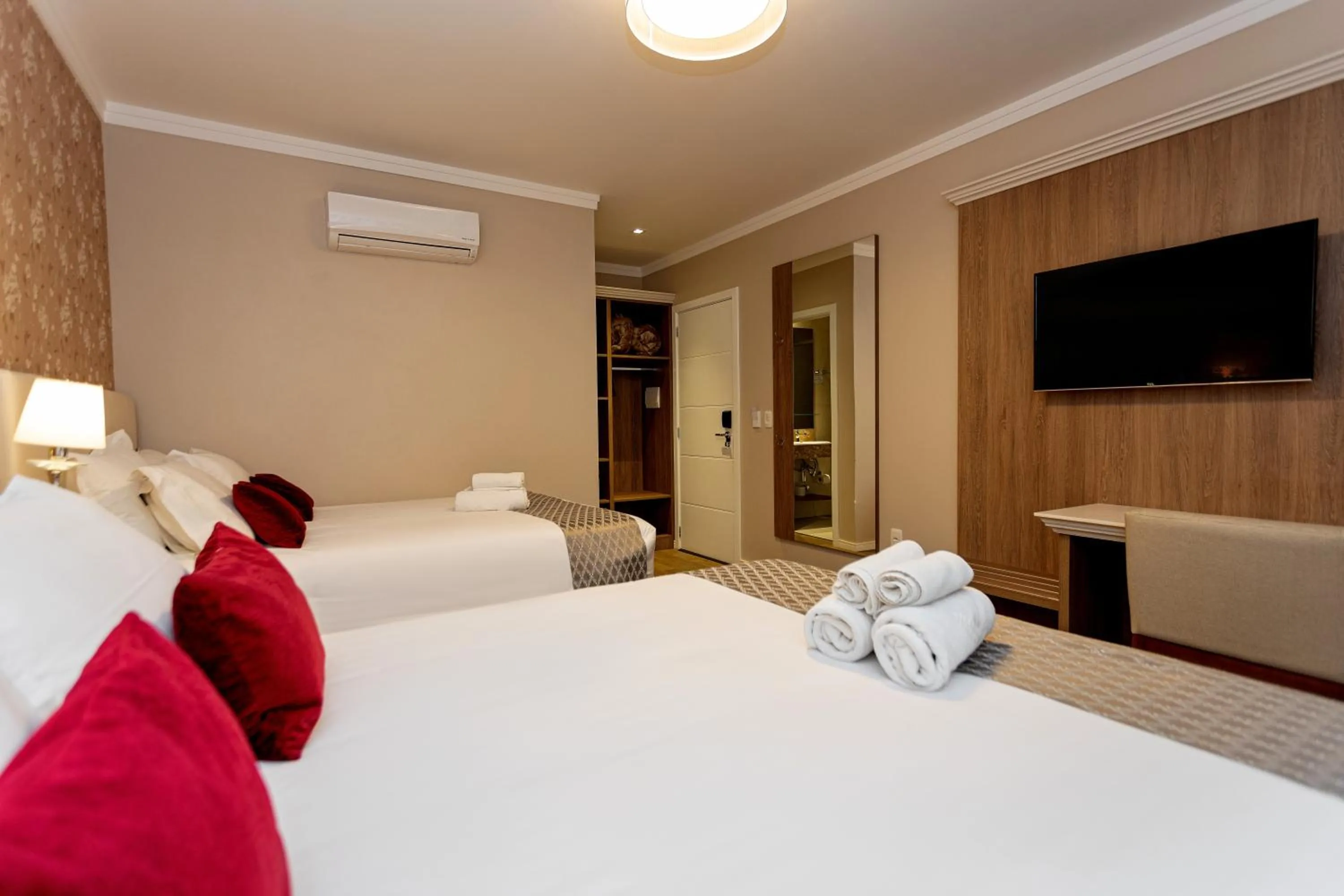 Bed in Hotel Jardins da Colina