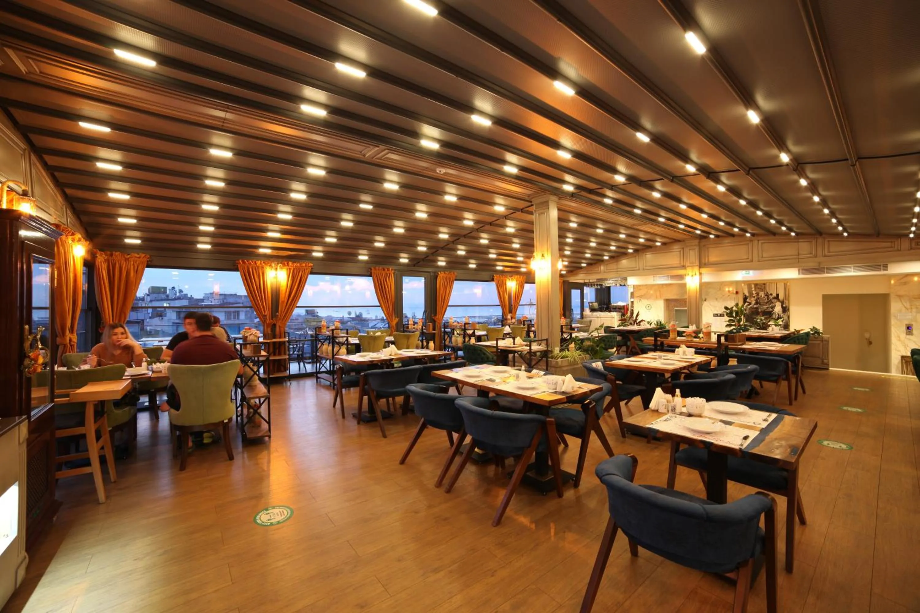 Restaurant/places to eat in Hotel Ephesus Istanbul