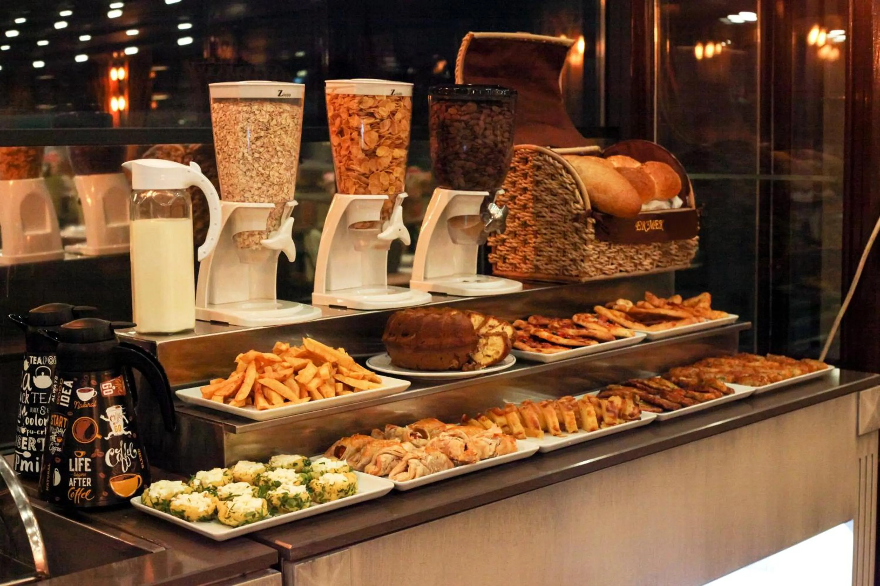 Restaurant/places to eat in Hotel Ephesus Istanbul