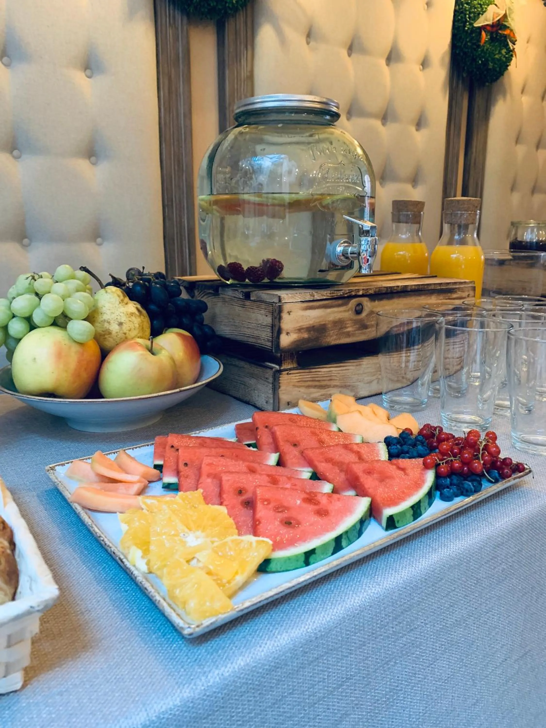 Buffet breakfast in Hotel Kolegiacki