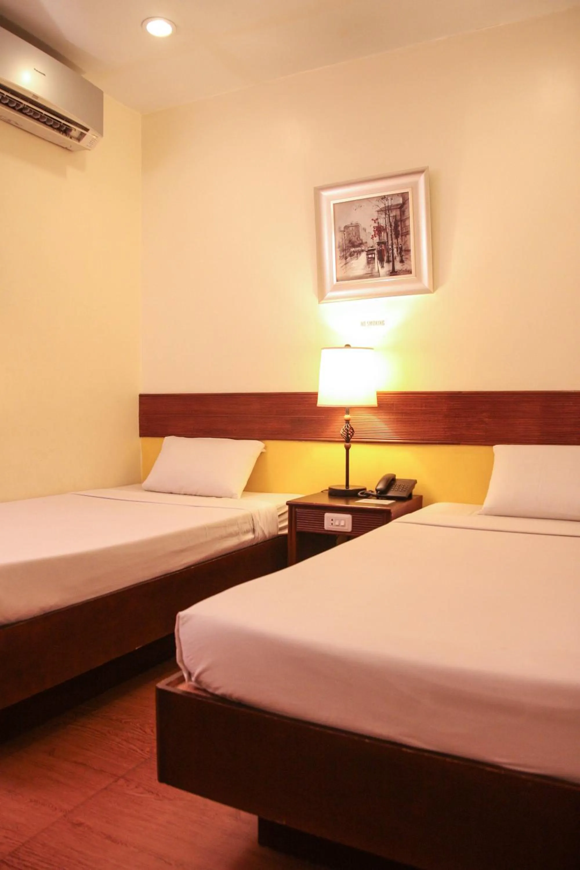 Bed in De Luxe Hotel