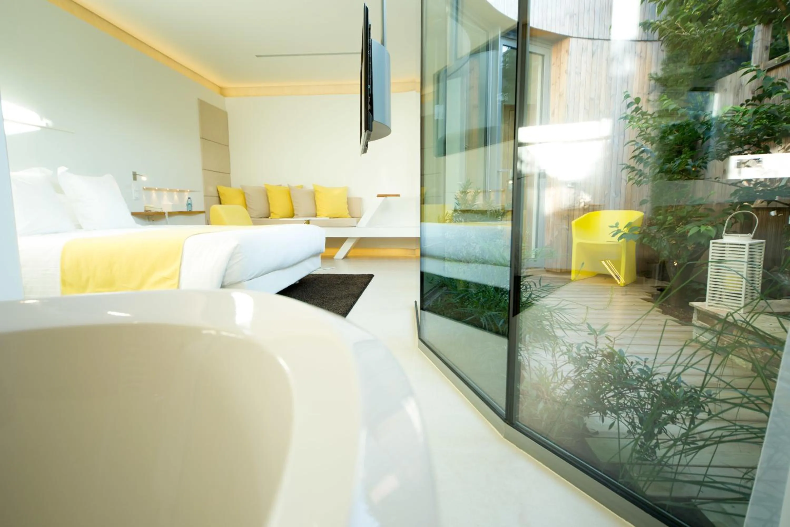 Bathroom, Bed in MAISON KERVARREC - Rennes - Saint-Grégoire