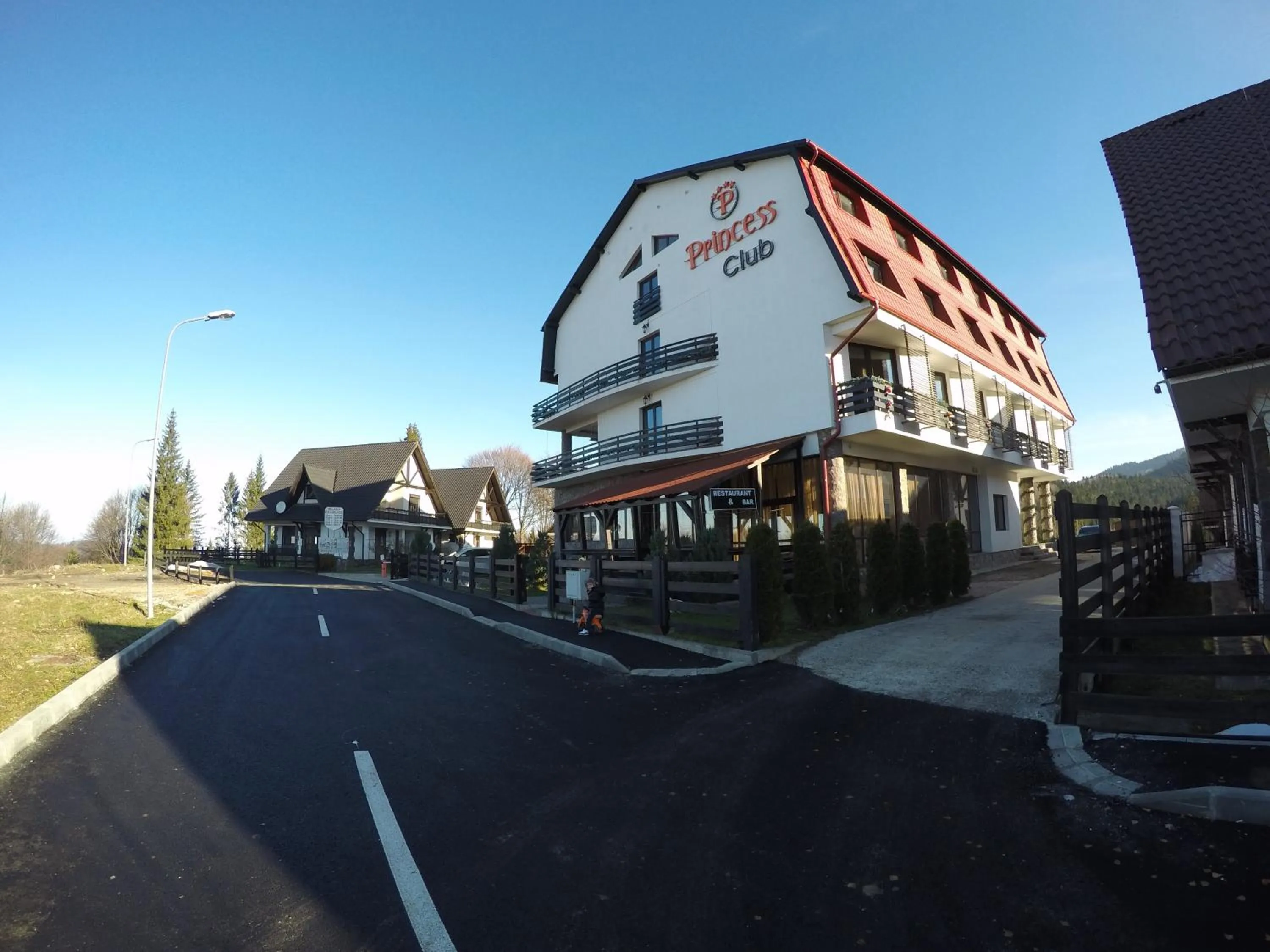 Facade/entrance in Princess Butique