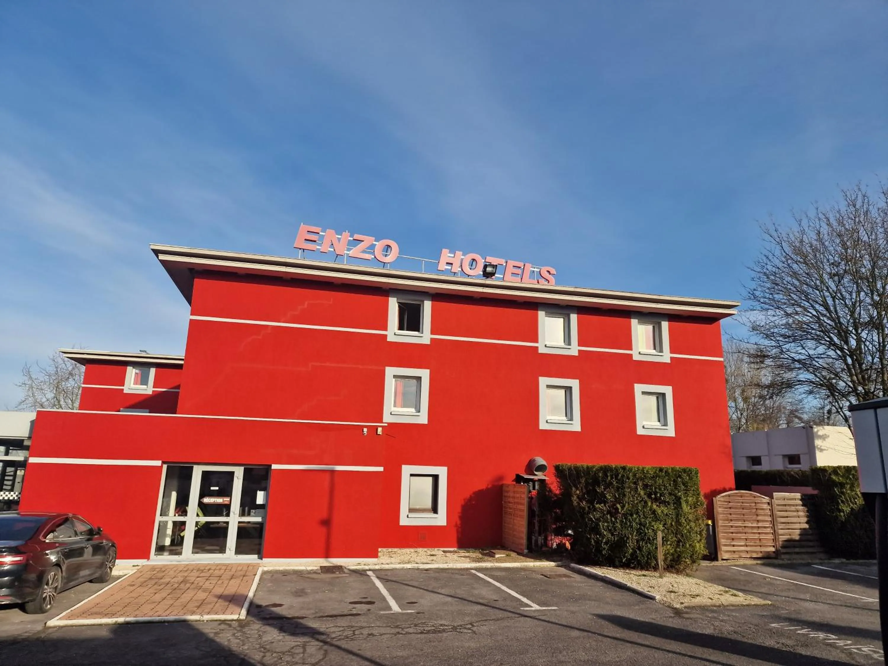 Property building in Enzo Hotels Reims Tinqueux by Kyriad Direct