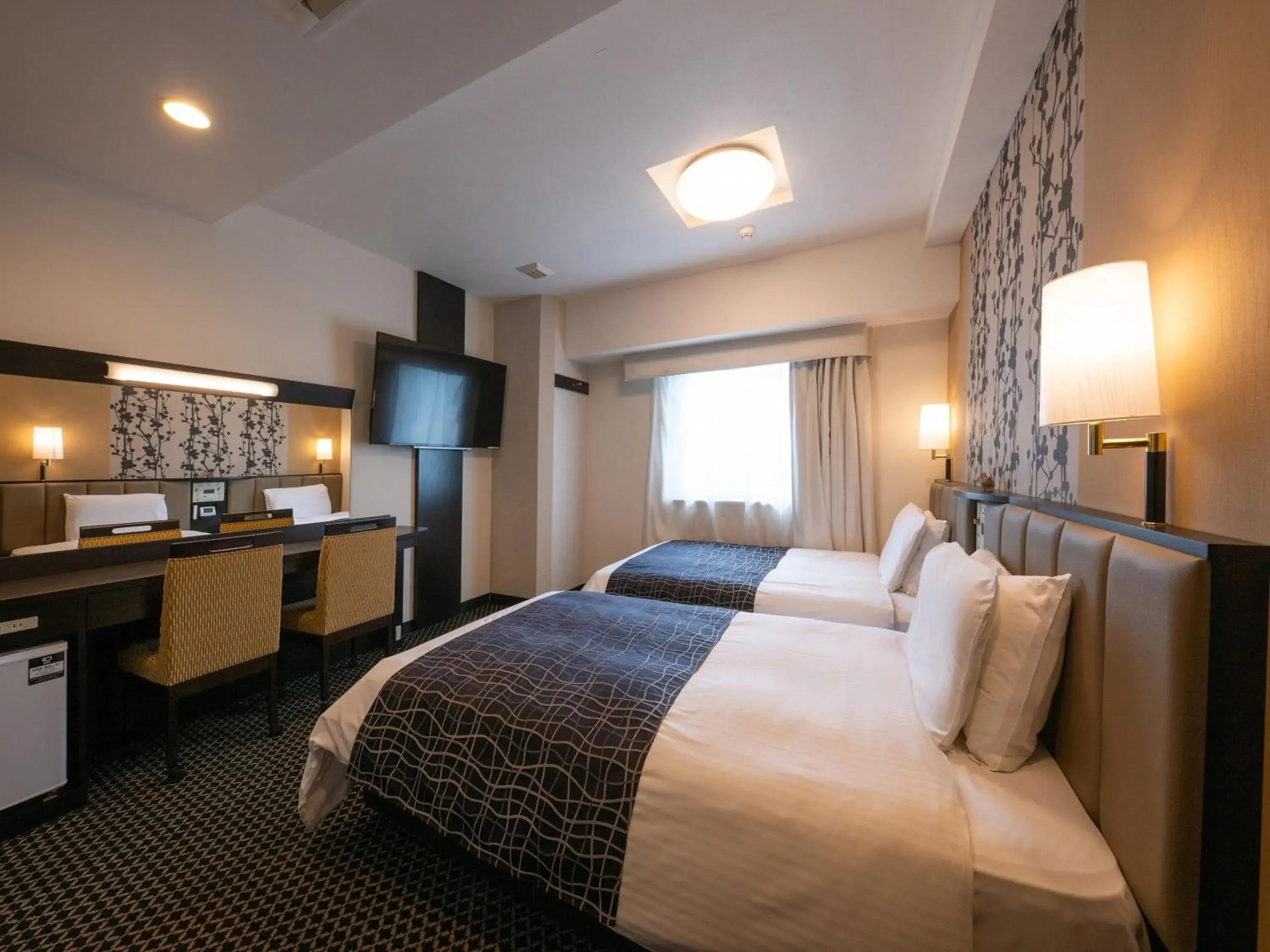 Twin Room - single occupancy - Smoking in APA Hotel Nagoya Sakae Kita Twin Room - single occupancy - Smoking in APA Hotel Nagoya Sakae Kita