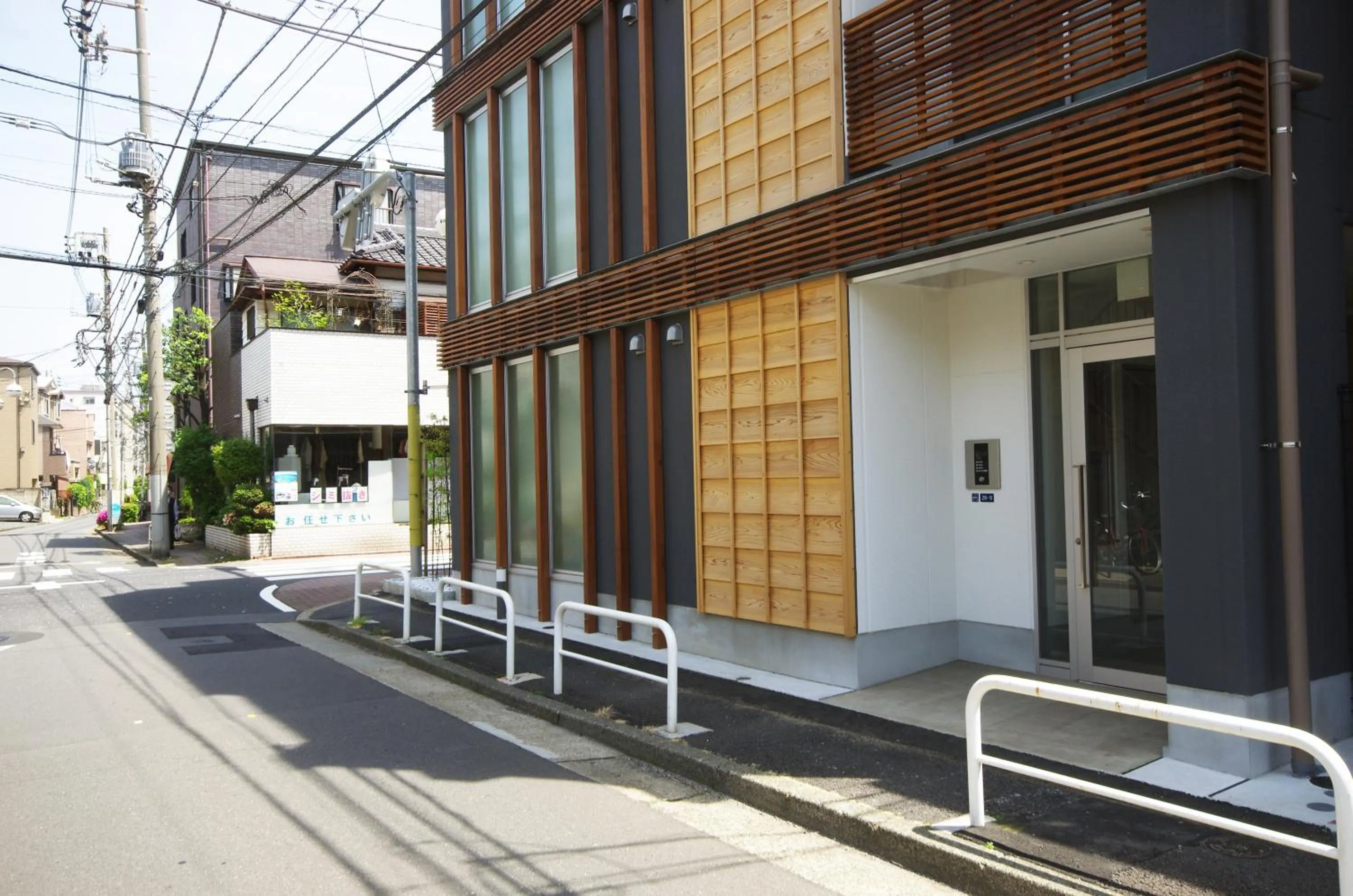 Property building in Numero Uno Tokyo