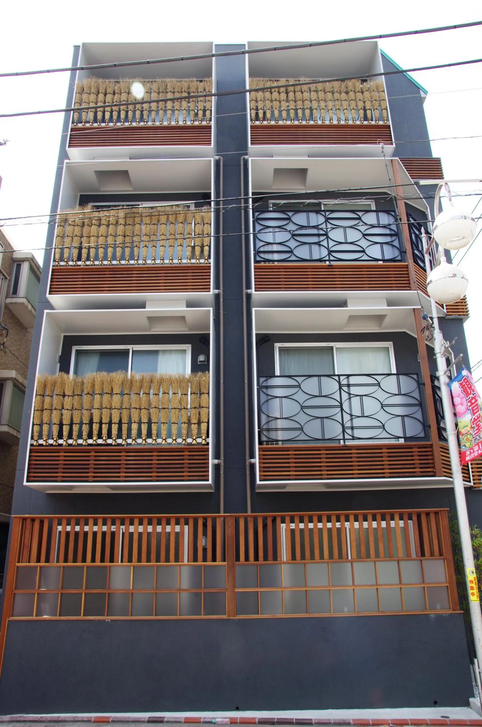 Property building in Numero Uno Tokyo