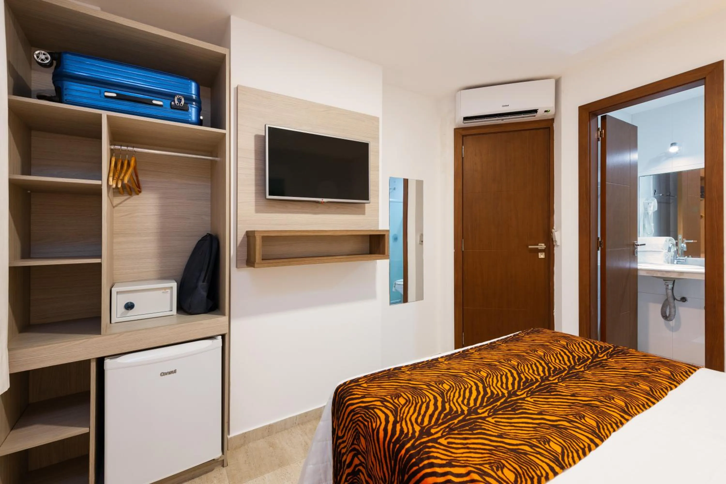 Photo of the whole room, Bed in Pousada Bahia 10