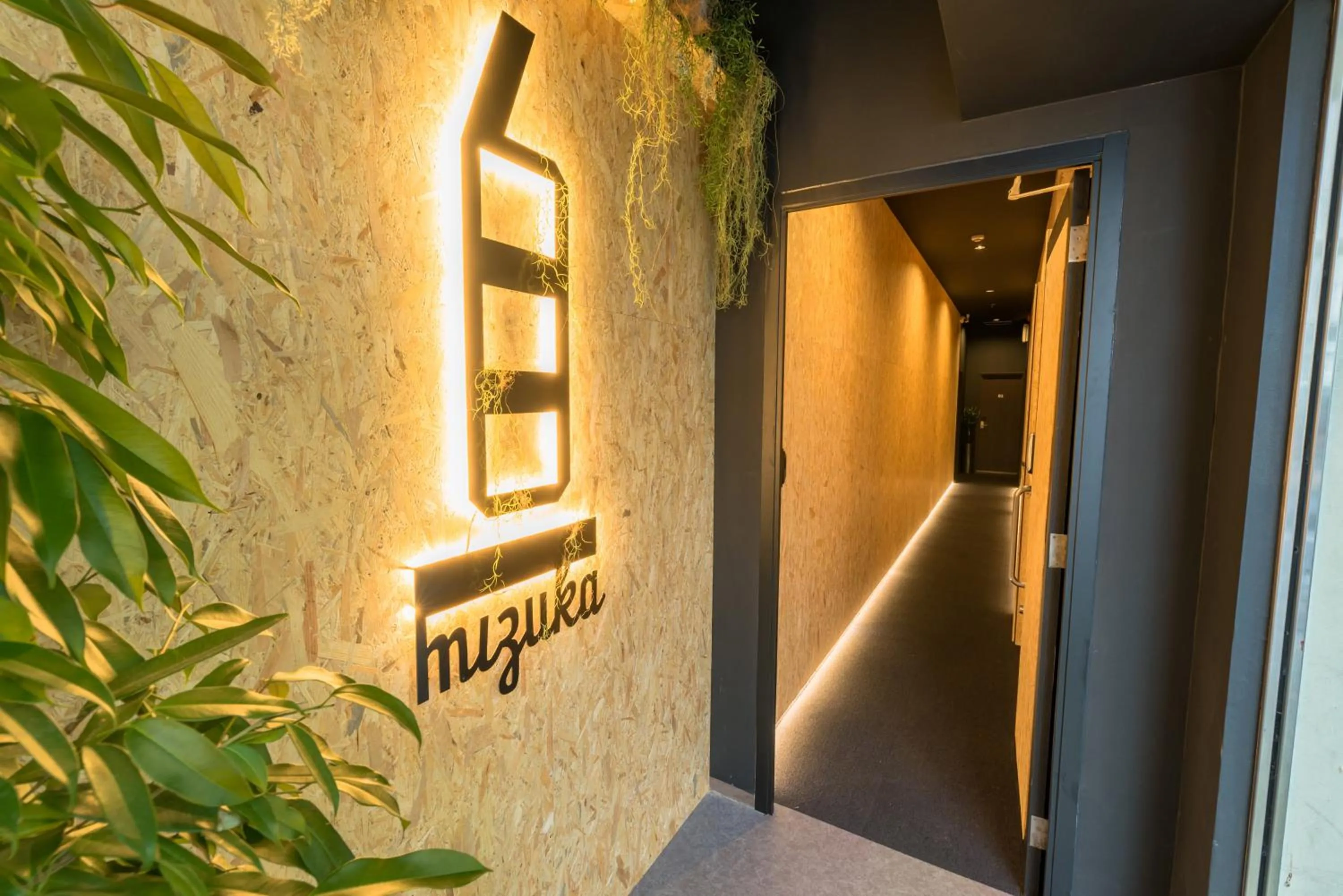 Facade/entrance in mizuka Imaizumi 2 - unmanned hotel -