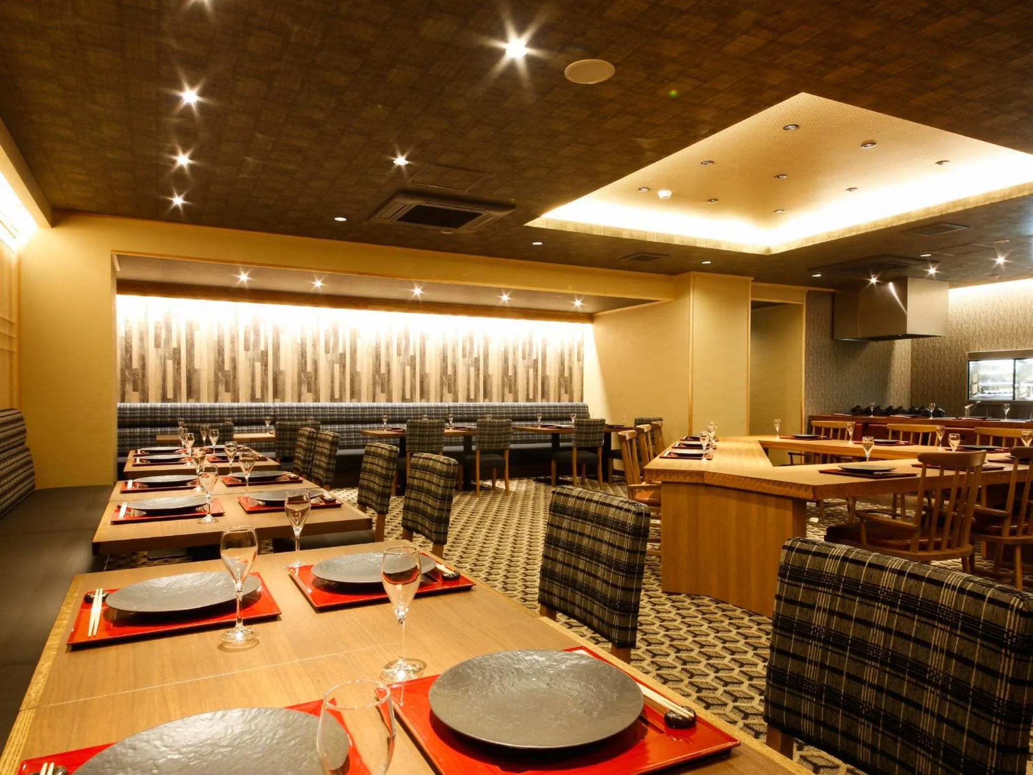 Restaurant/places to eat in Minato Koyado Awajishima