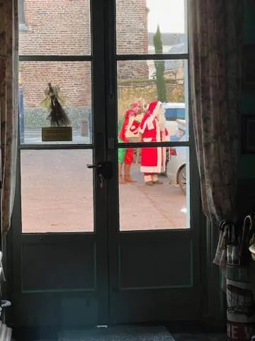 Property building in Hôtel Château des Jacobins