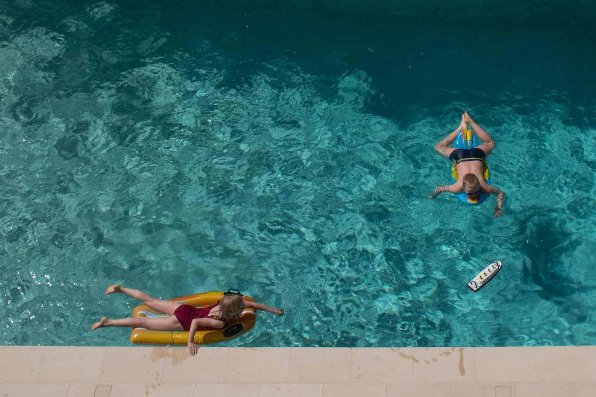 Swimming pool in Stefanakis Hotel & Apartments