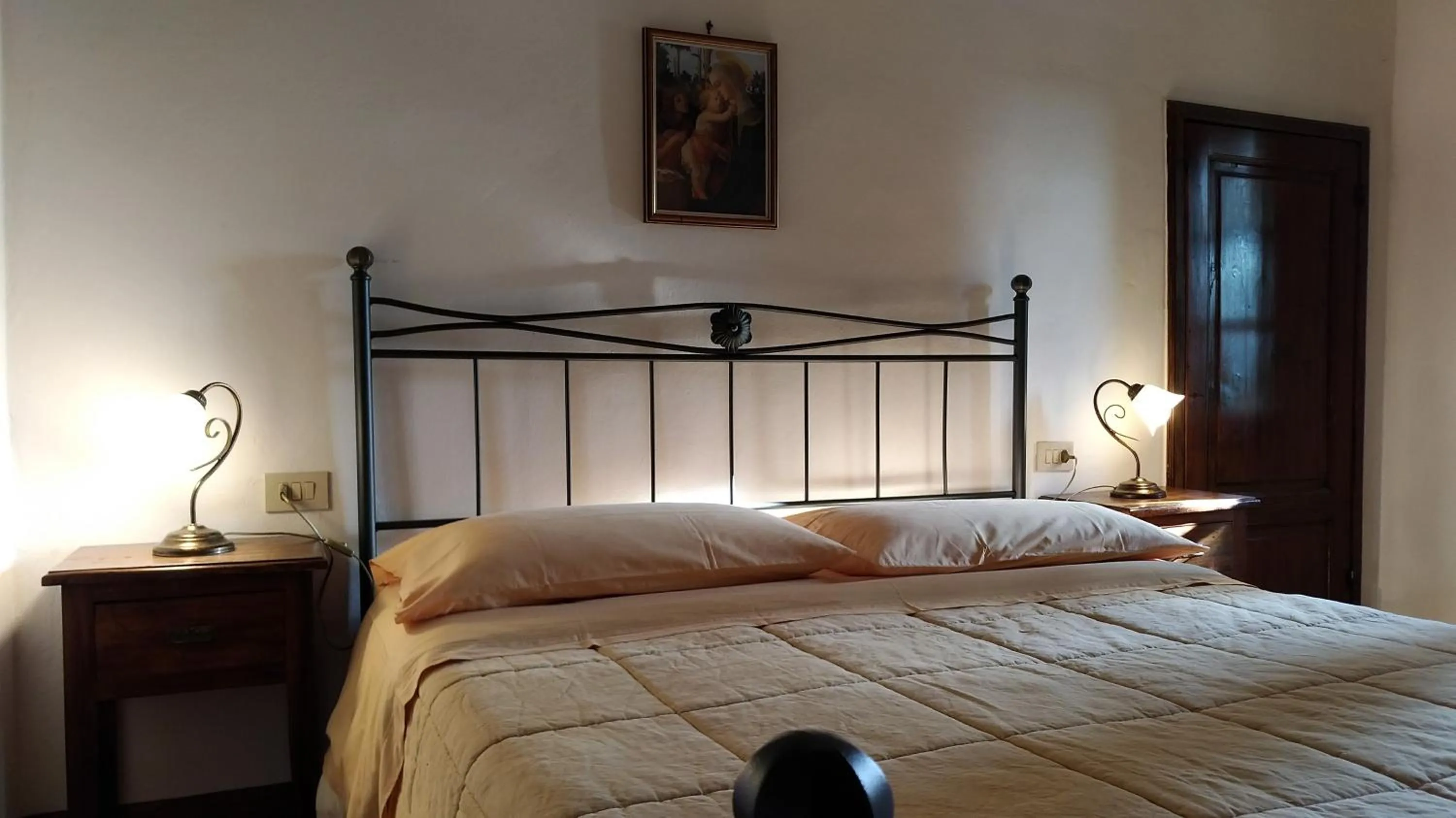 Bed in Villa La Nussa