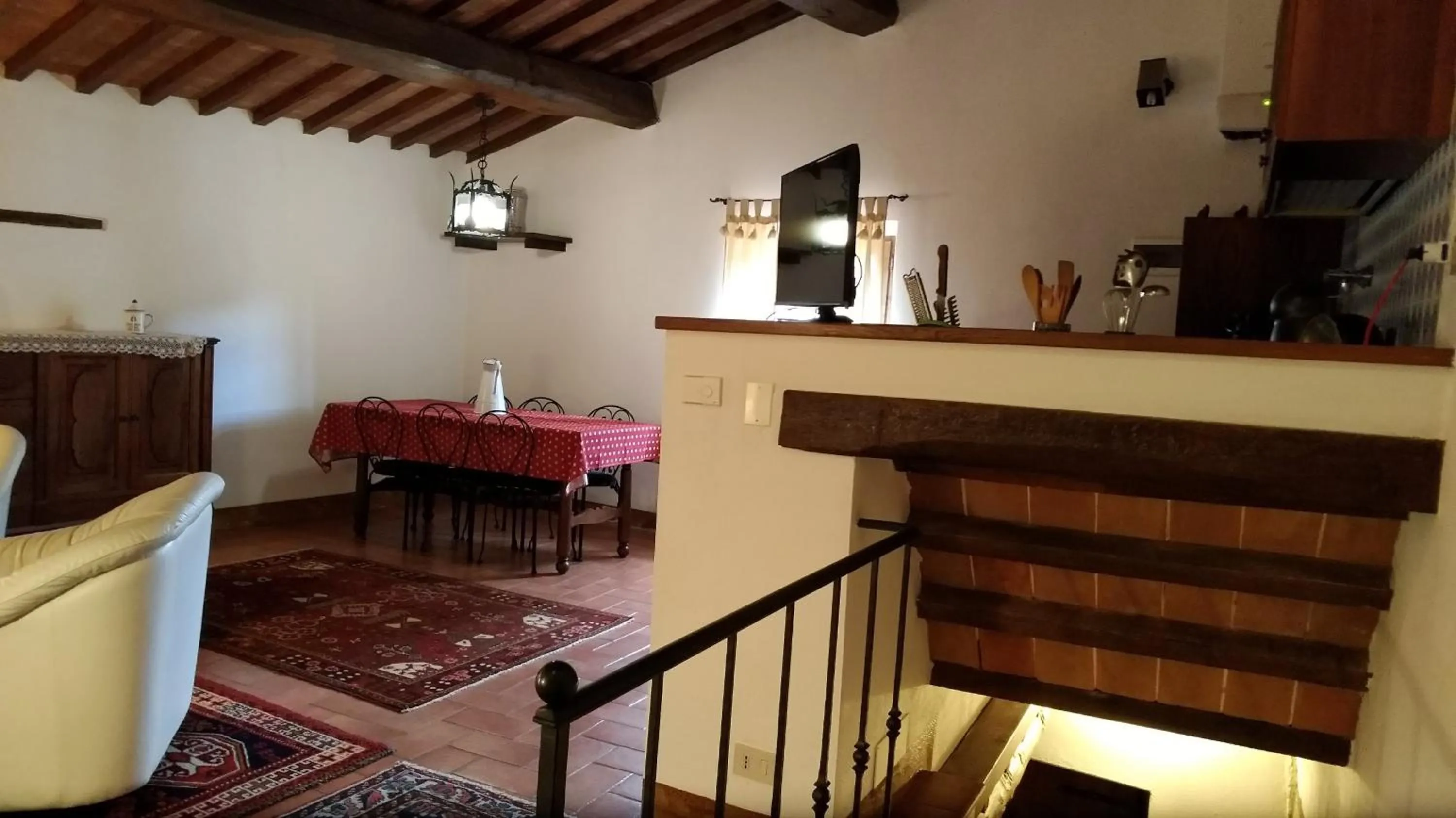 Kitchen or kitchenette in Villa La Nussa