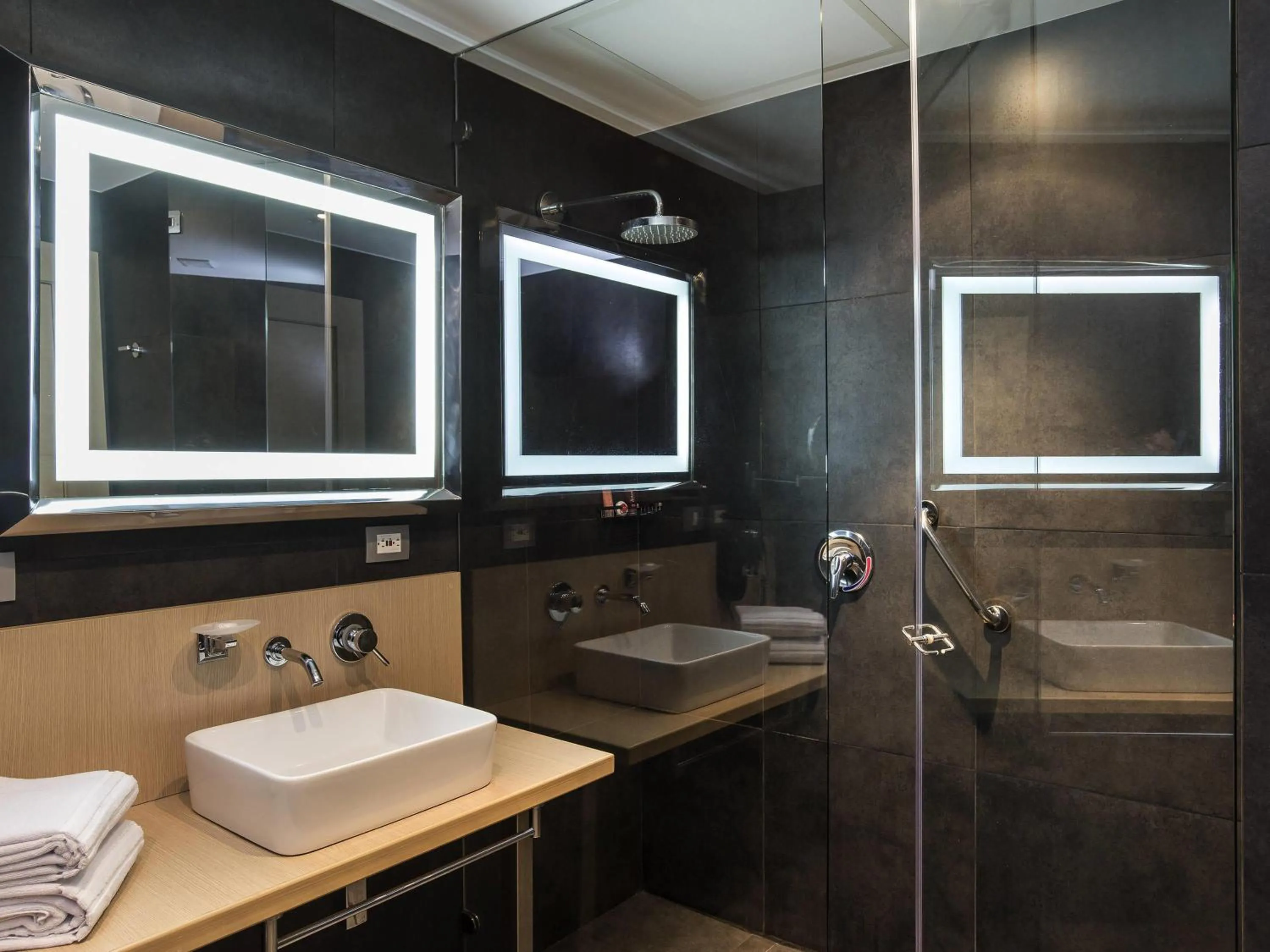 Bedroom in Novotel Bogota Parque 93