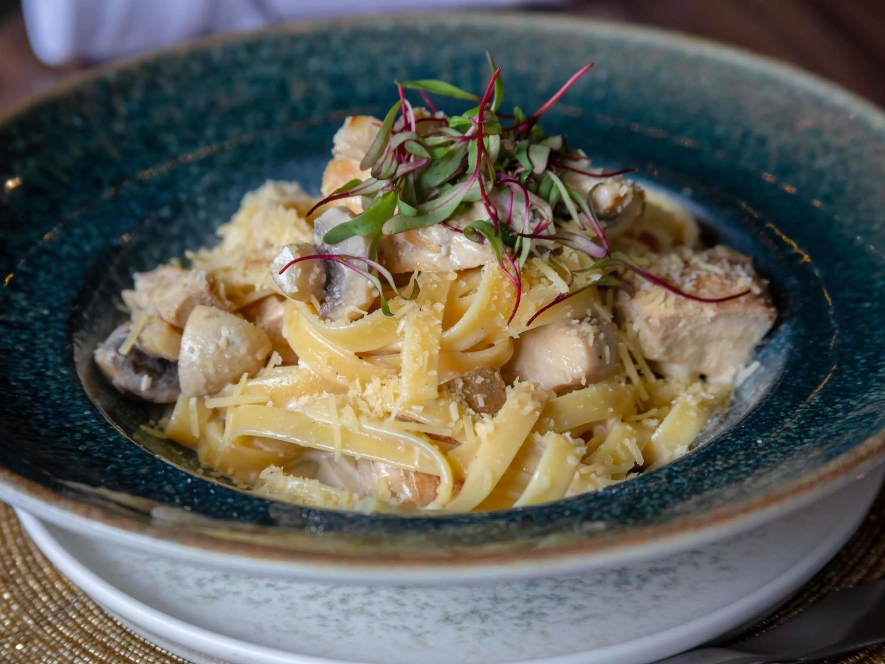 Restaurant/places to eat in Novotel Bogota Parque 93