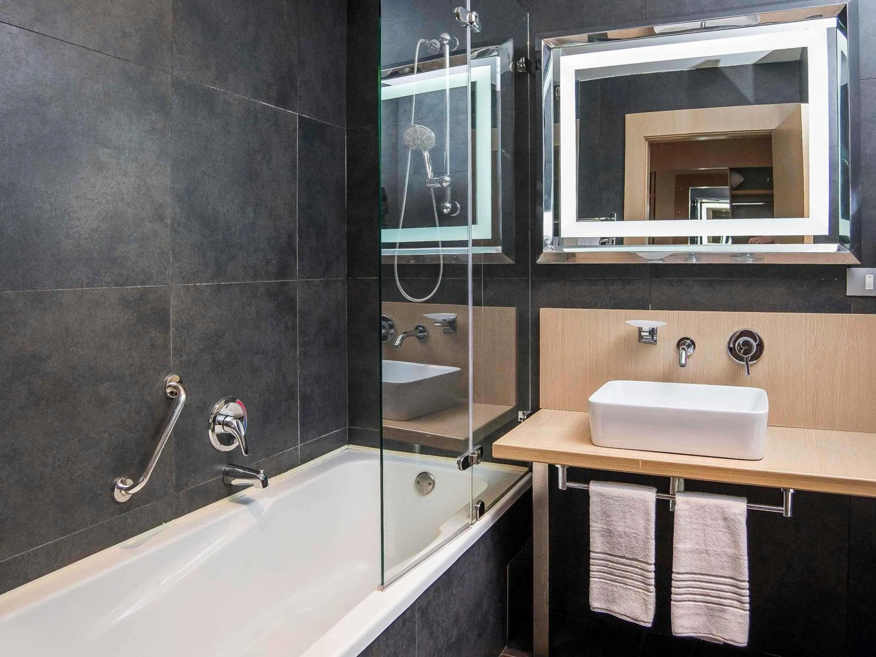 Bedroom in Novotel Bogota Parque 93