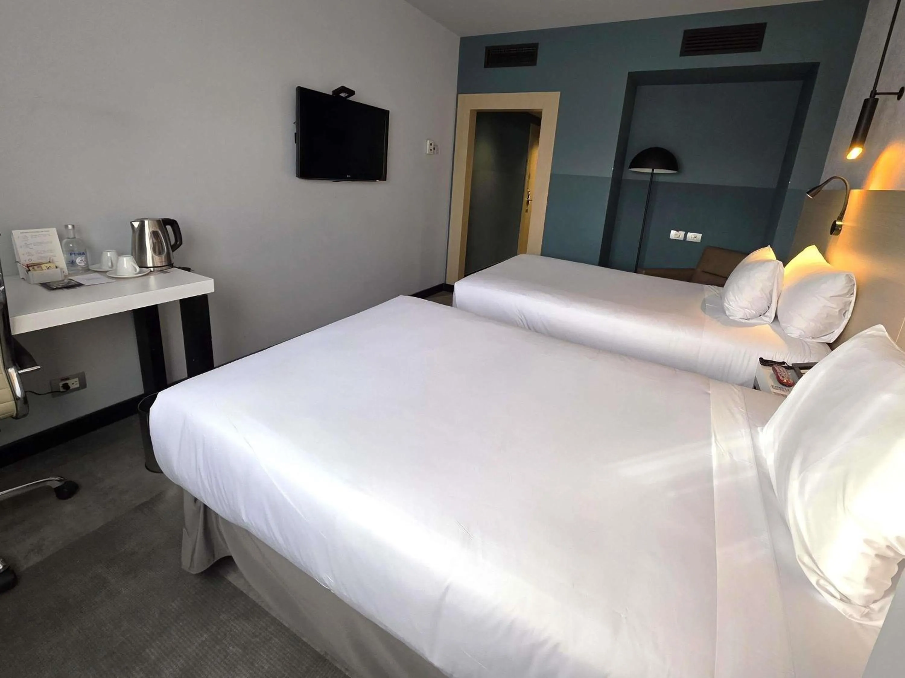 Bedroom, Bed in Novotel Bogota Parque 93