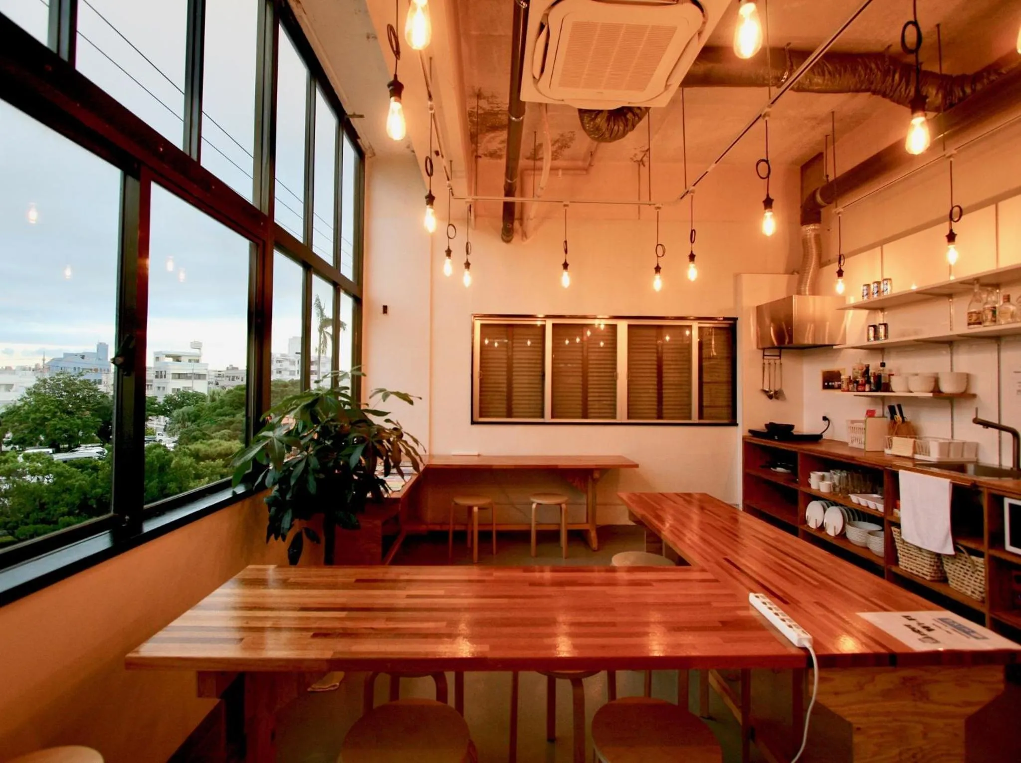 Living room in Ishigaki Guesthouse HIVE