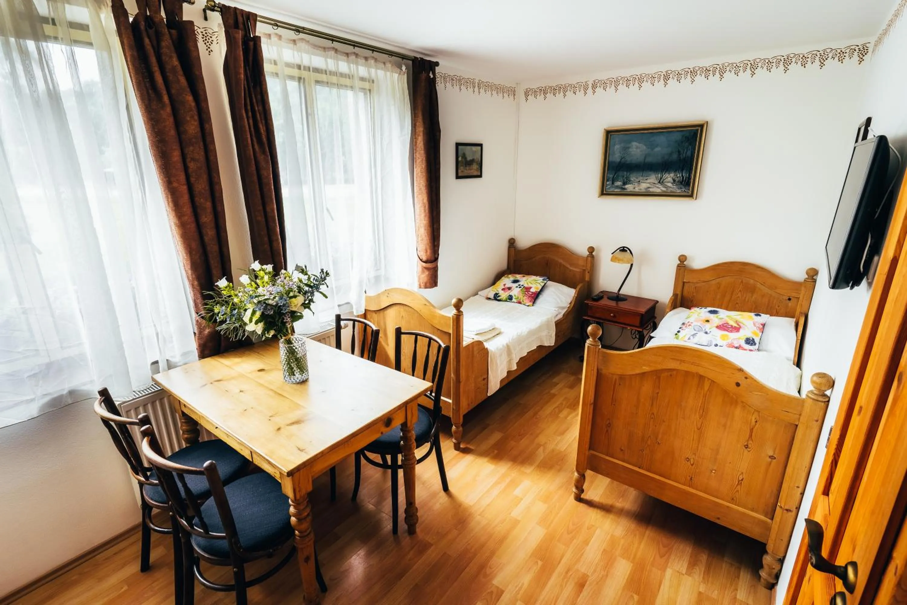 Dining area, Bed in Pension Fialka