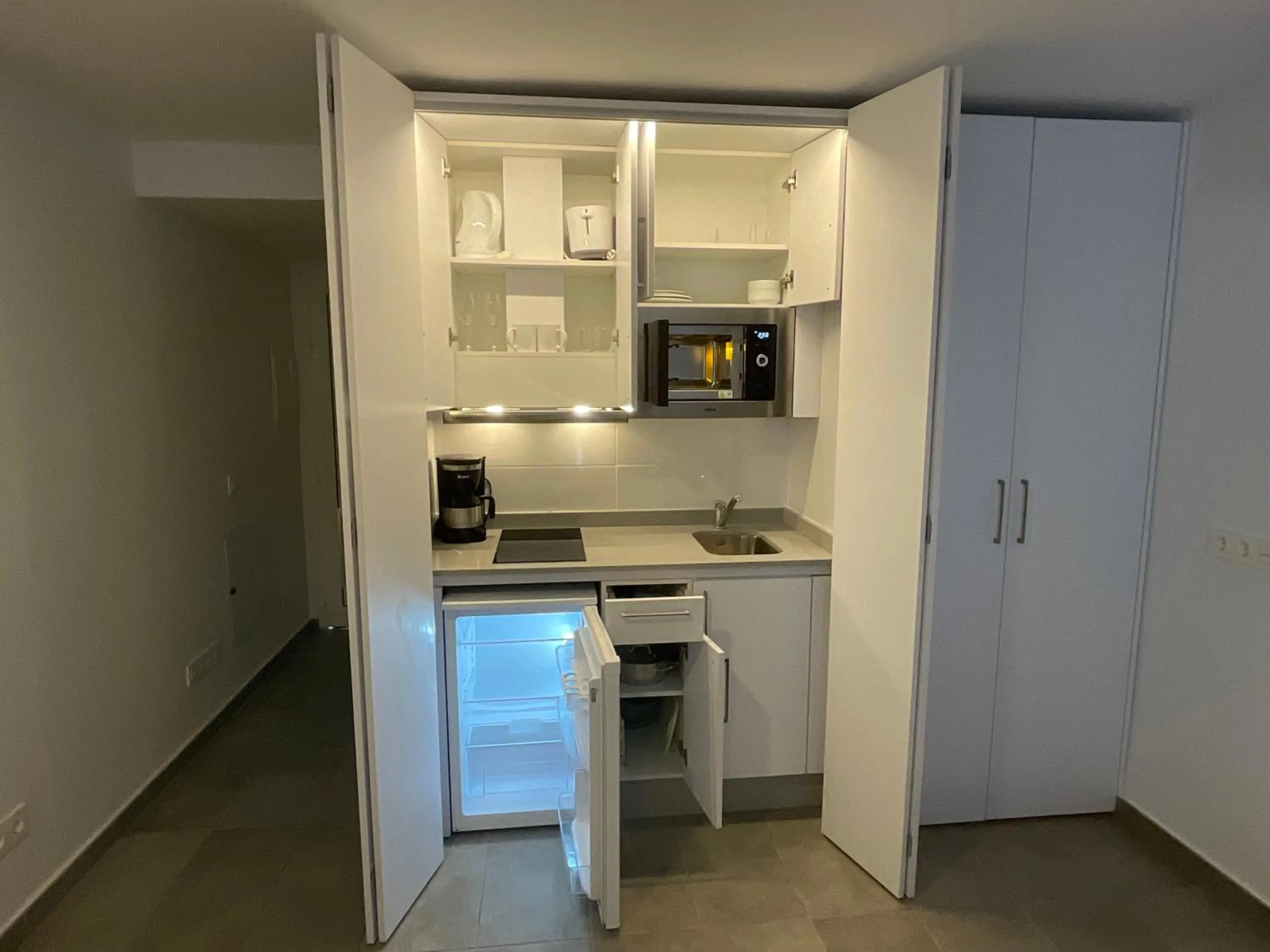 Kitchen or kitchenette in Kikere Studios