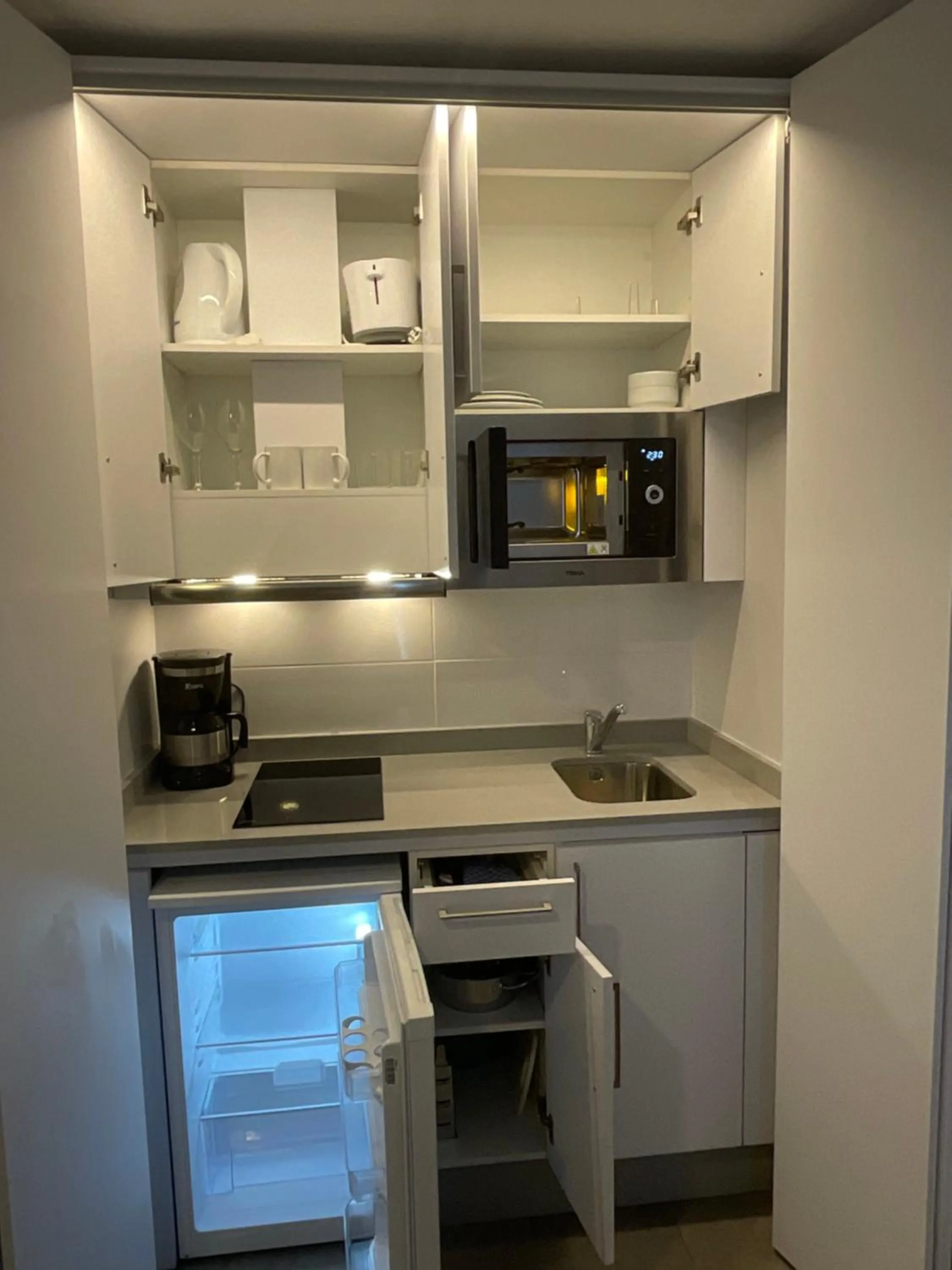 Kitchen or kitchenette in Kikere Studios